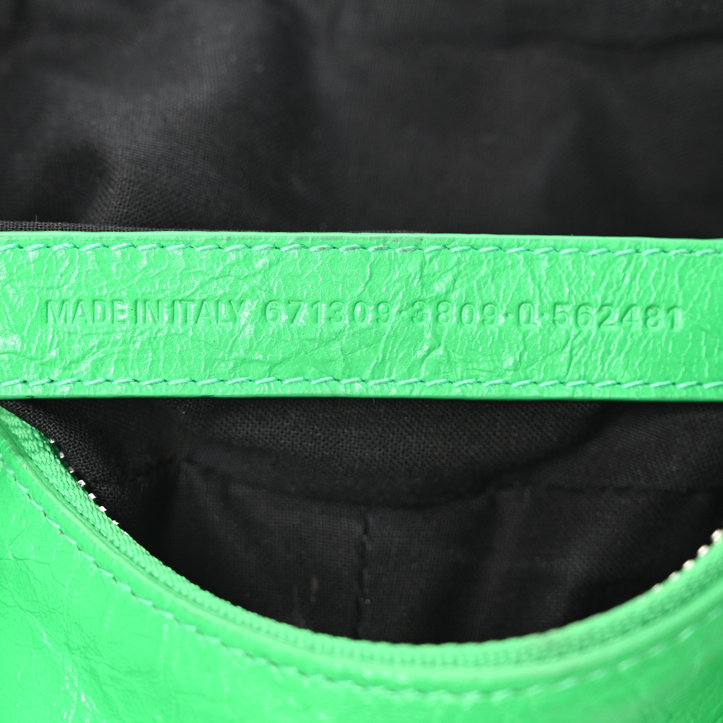 Agneau Arena Le Cagole Shoulder Bag XS Vivid Green