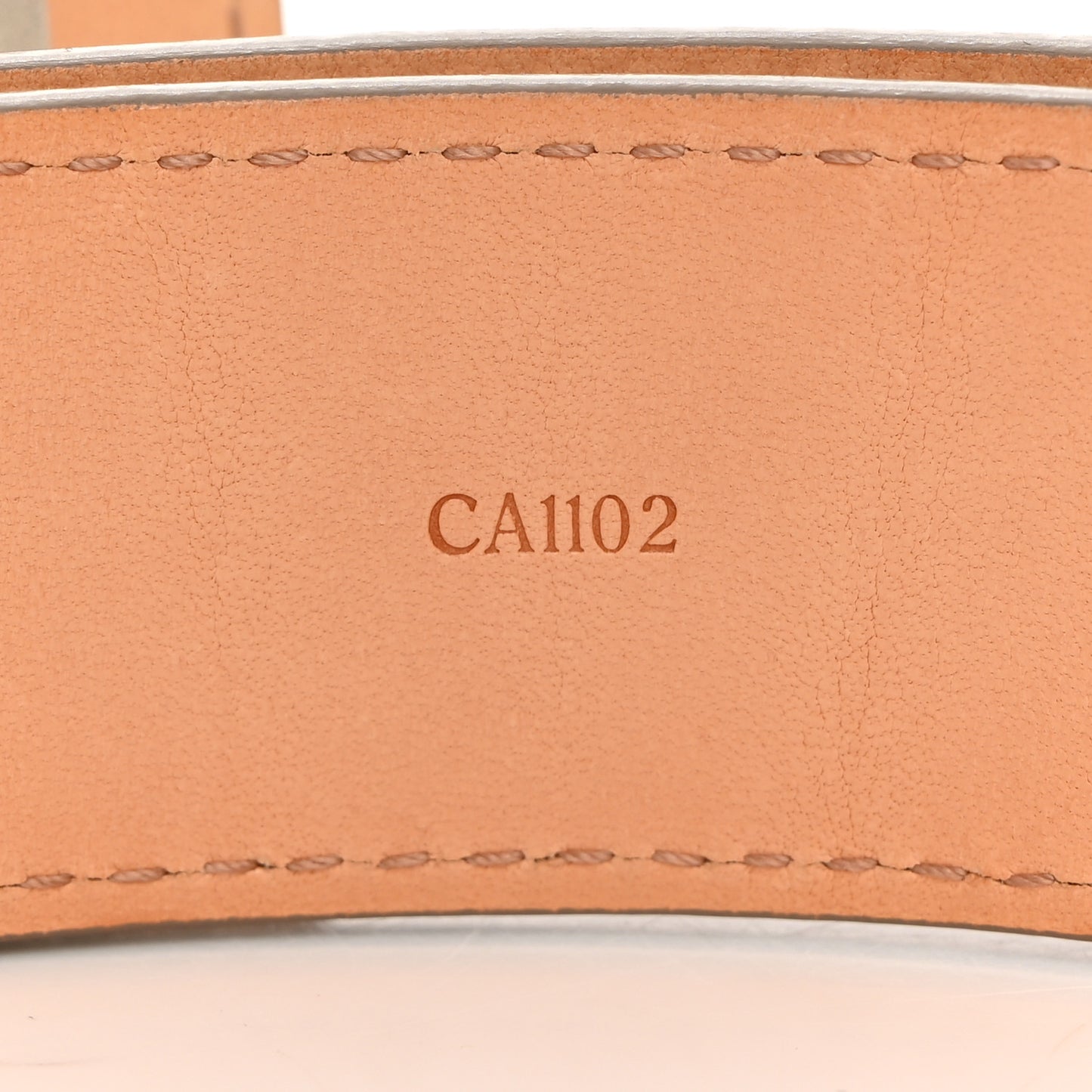 Epi 30mm LV Initiales Belt 90 36 Ivory