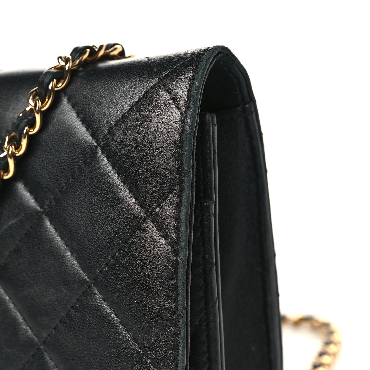 Lambskin Quilted Wallet On Chain WOC Black