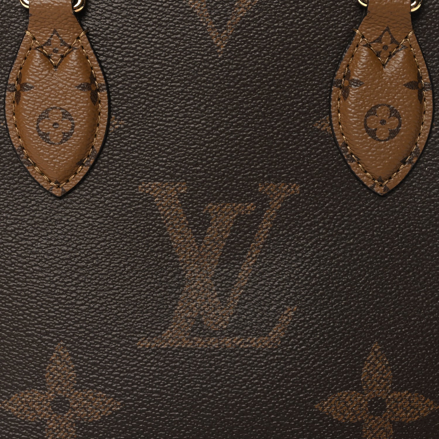 Louis Vuitton Reverse Monogram Giant Onthego PM 7 of 9