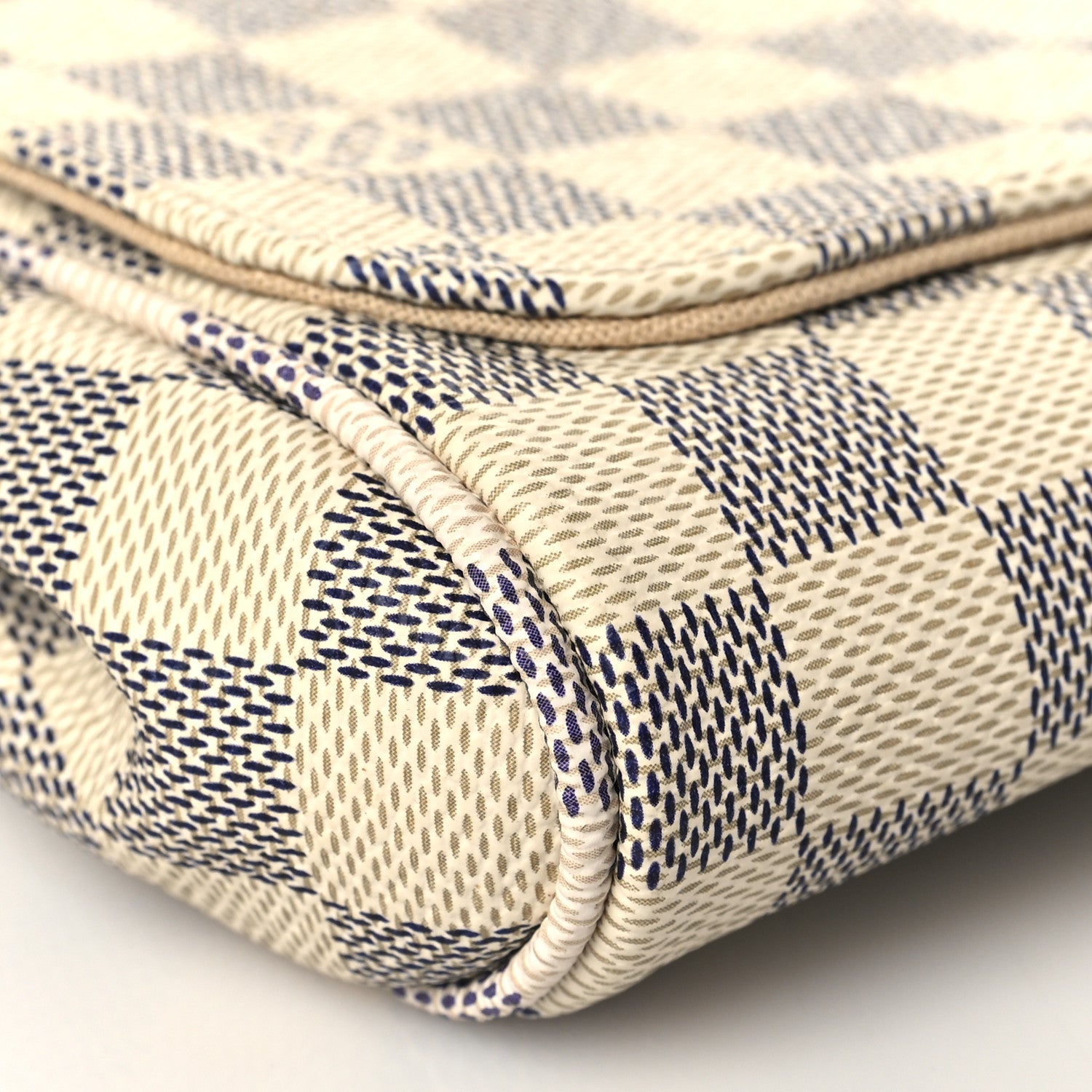 Louis Vuitton Damier Azur Favorite PM 10 of 12