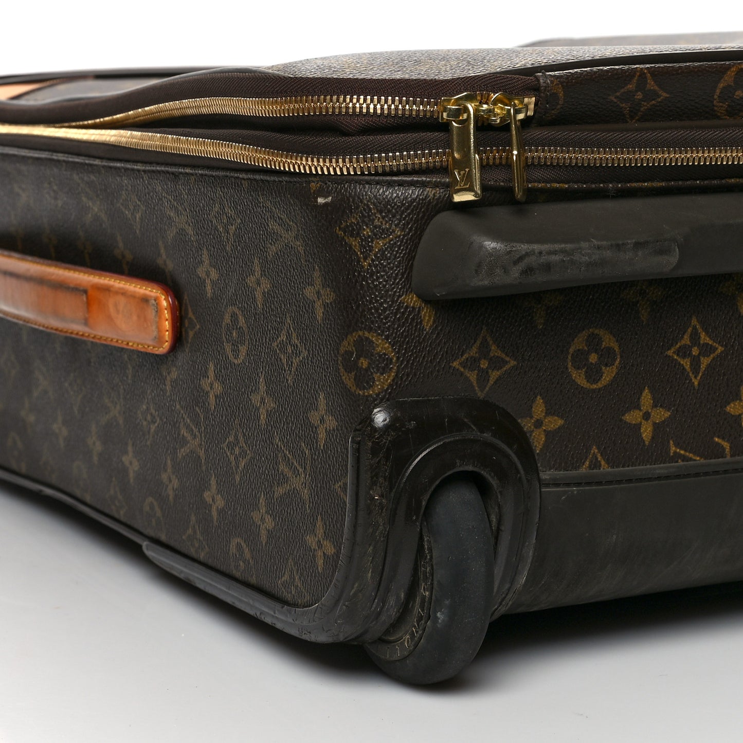 Monogram Pegase 55 Business NM