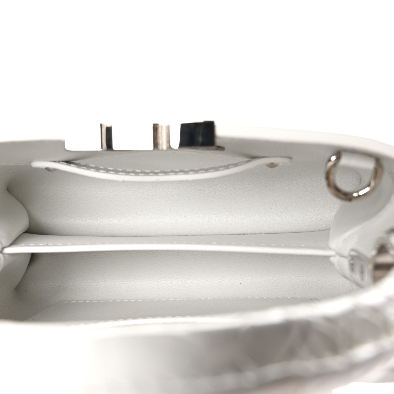 Louis Vuitton Crocodile Mini Capucines White 5 of 9