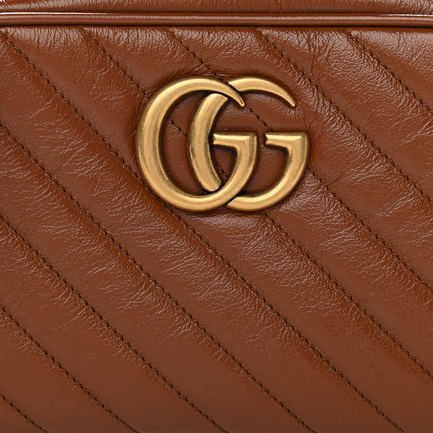 Glazed Calfskin Matelasse Diagonal Small GG Marmont Chain Shoulder Bag Cuir