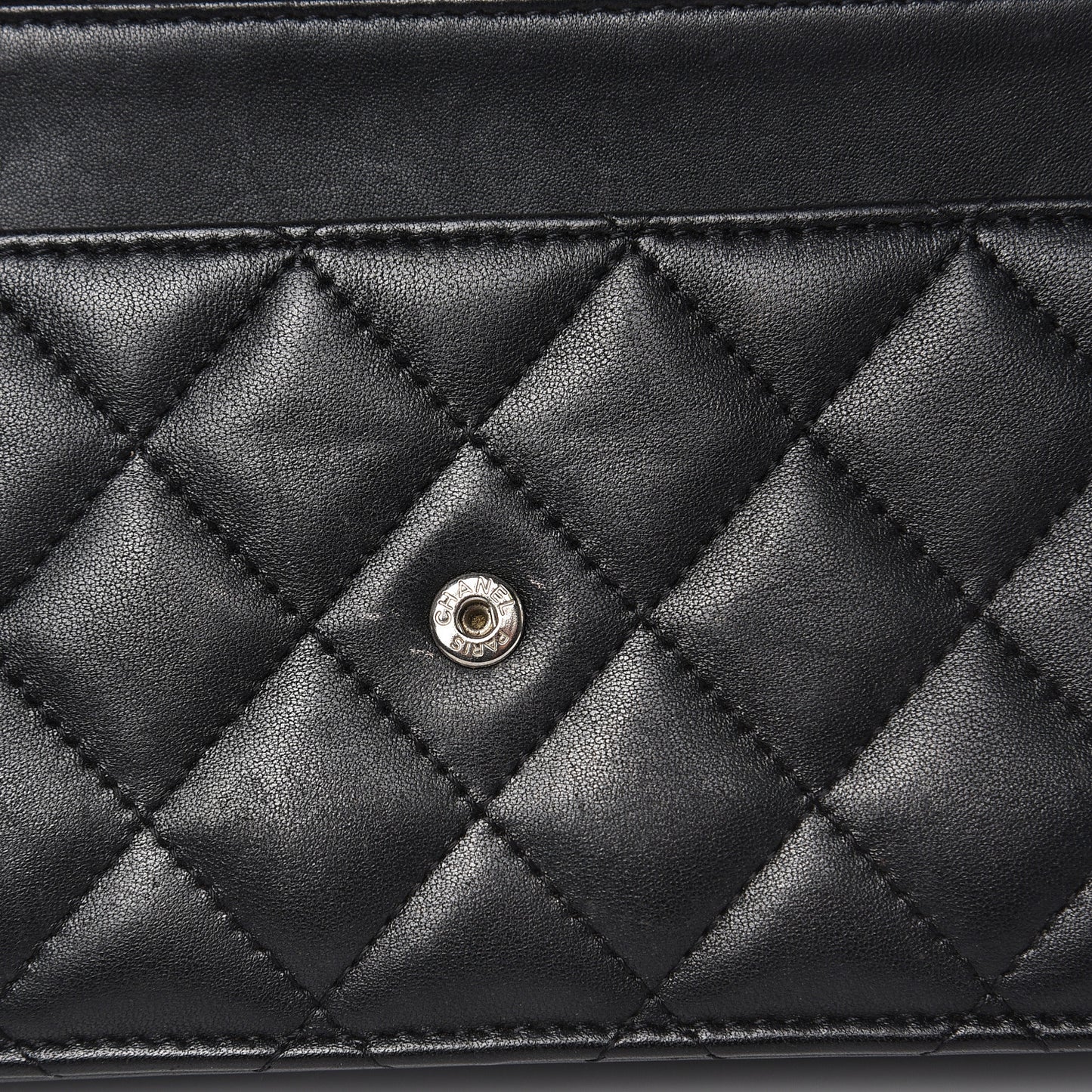 Lambskin Quilted Wallet On Chain WOC Black
