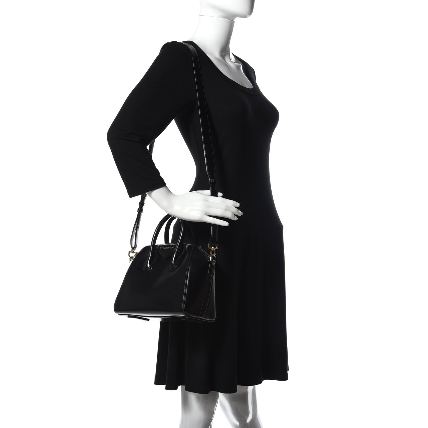 Shiny Lord Calfskin Mini Antigona Black