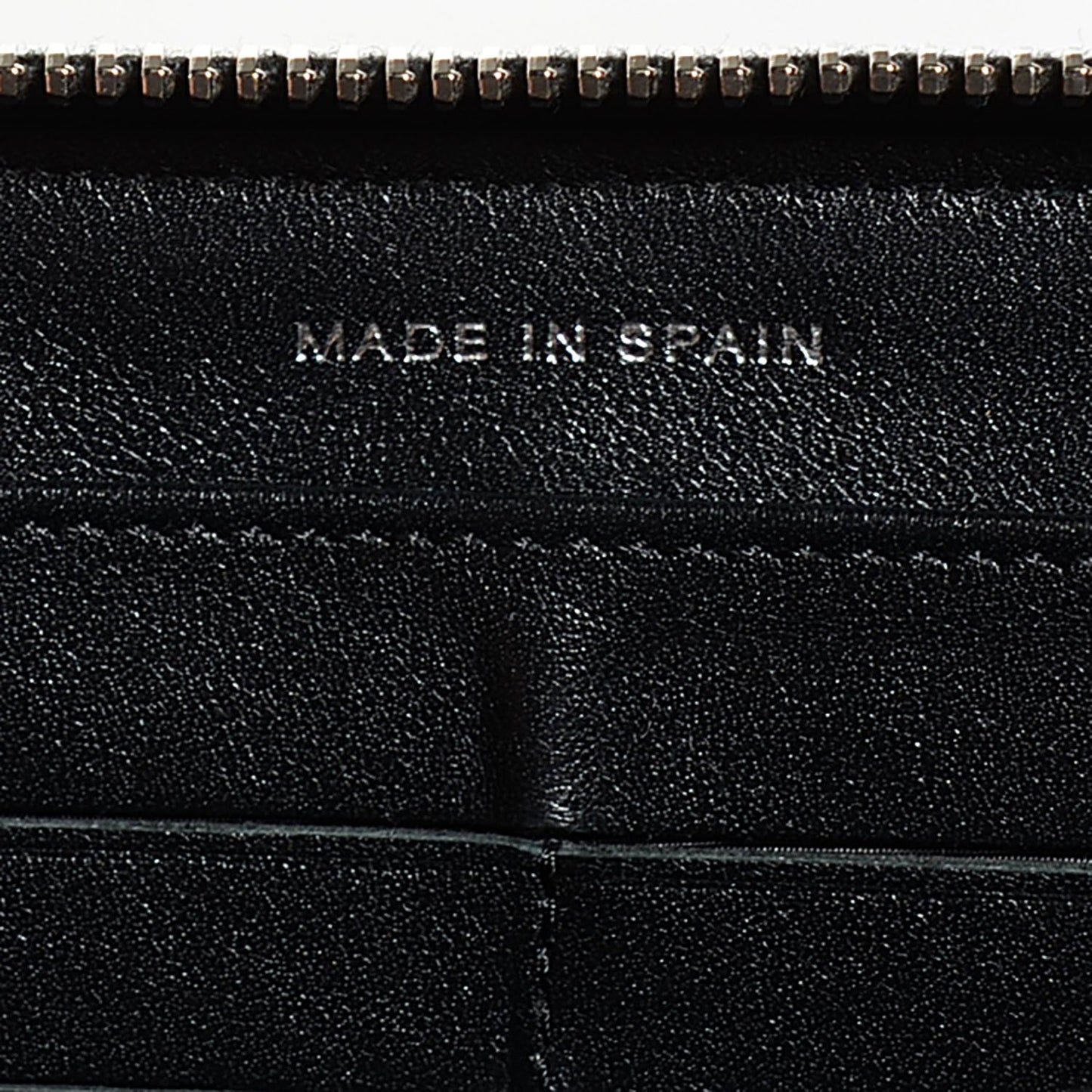 Patent Calfskin Quilted Large Gusset Zip Around Wallet Black