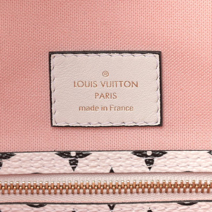 Louis Vuitton Monogram Giant Neverfull MM Rouge 6 of 13