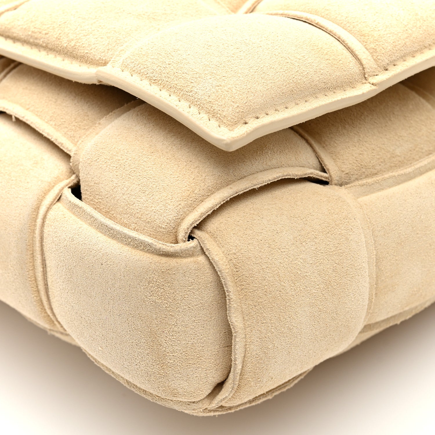 Bottega Veneta Suede Maxi Intrecciato Padded Chain Cassette Crossbody Bag Sand 9 of 9