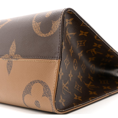 Louis Vuitton Reverse Monogram Giant Onthego MM 9 of 11