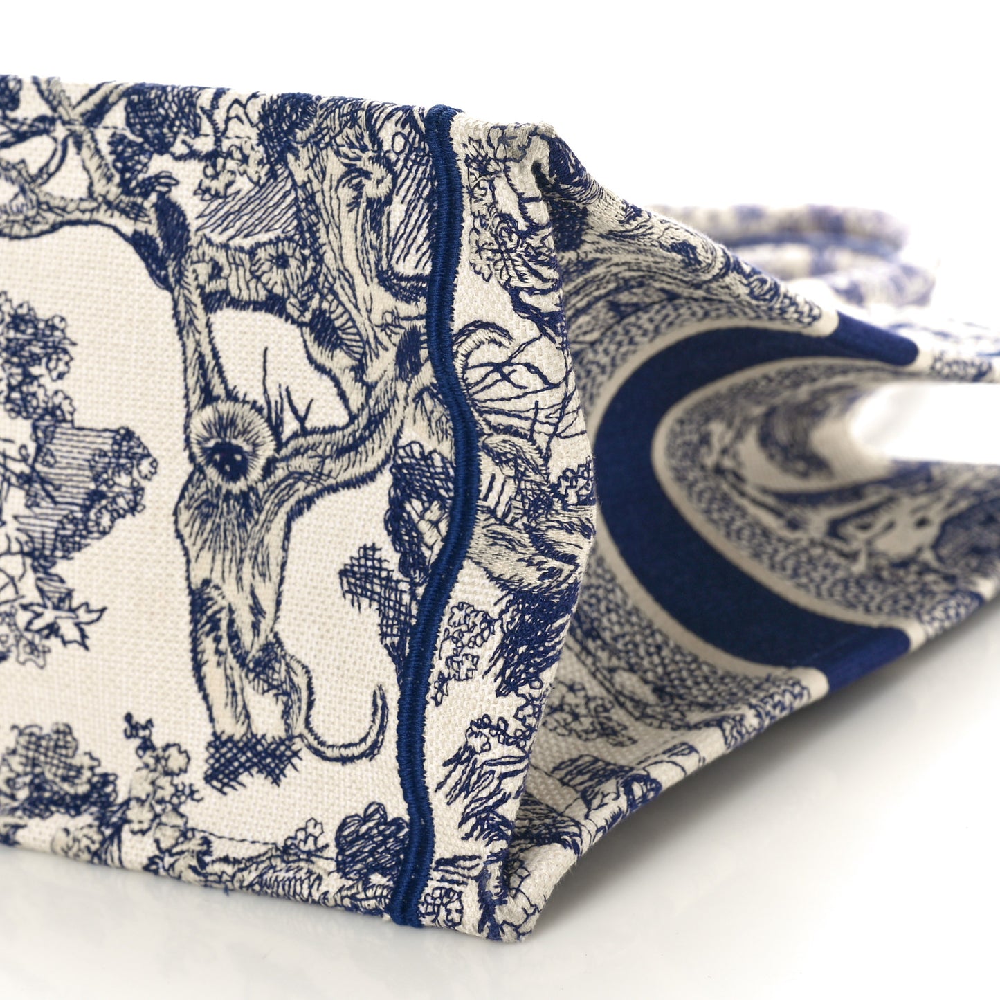 Canvas Embroidered Medium Dioriviera Toile De Jouy Book Tote White