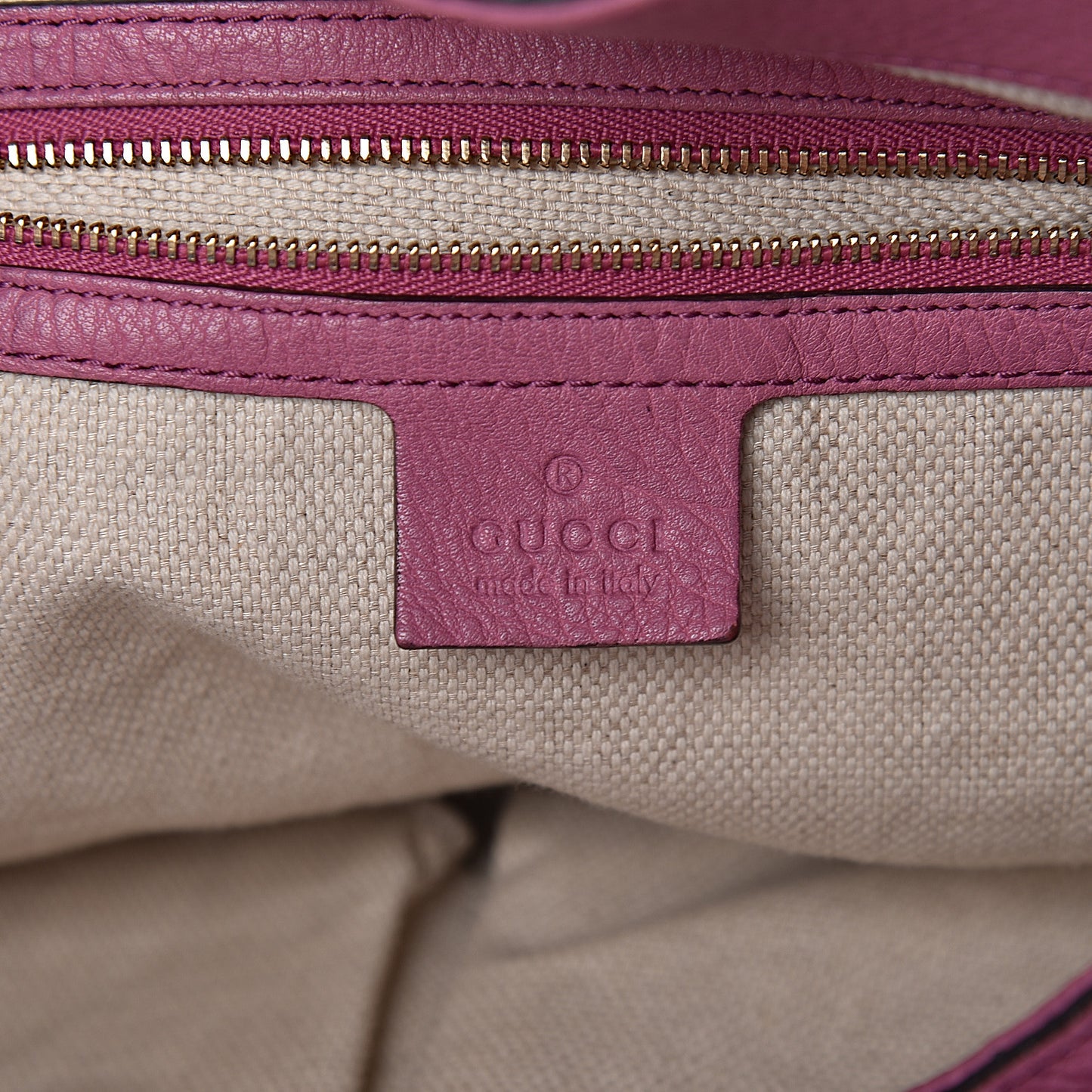 Pebbled Calfskin Medium Soho Shoulder Bag Fresia Rose