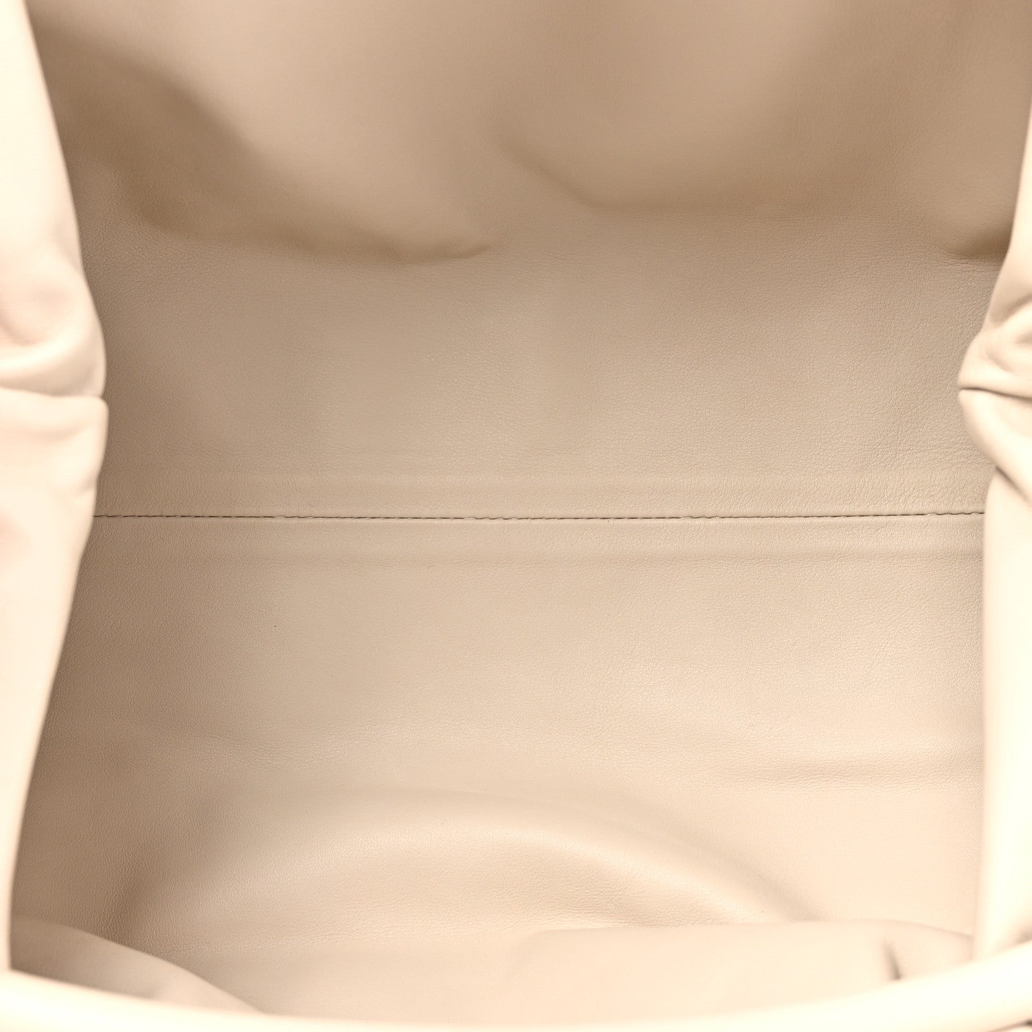 Bottega Veneta Smooth Butter Calf The Pouch Oversized Clutch Plaster 5 of 11