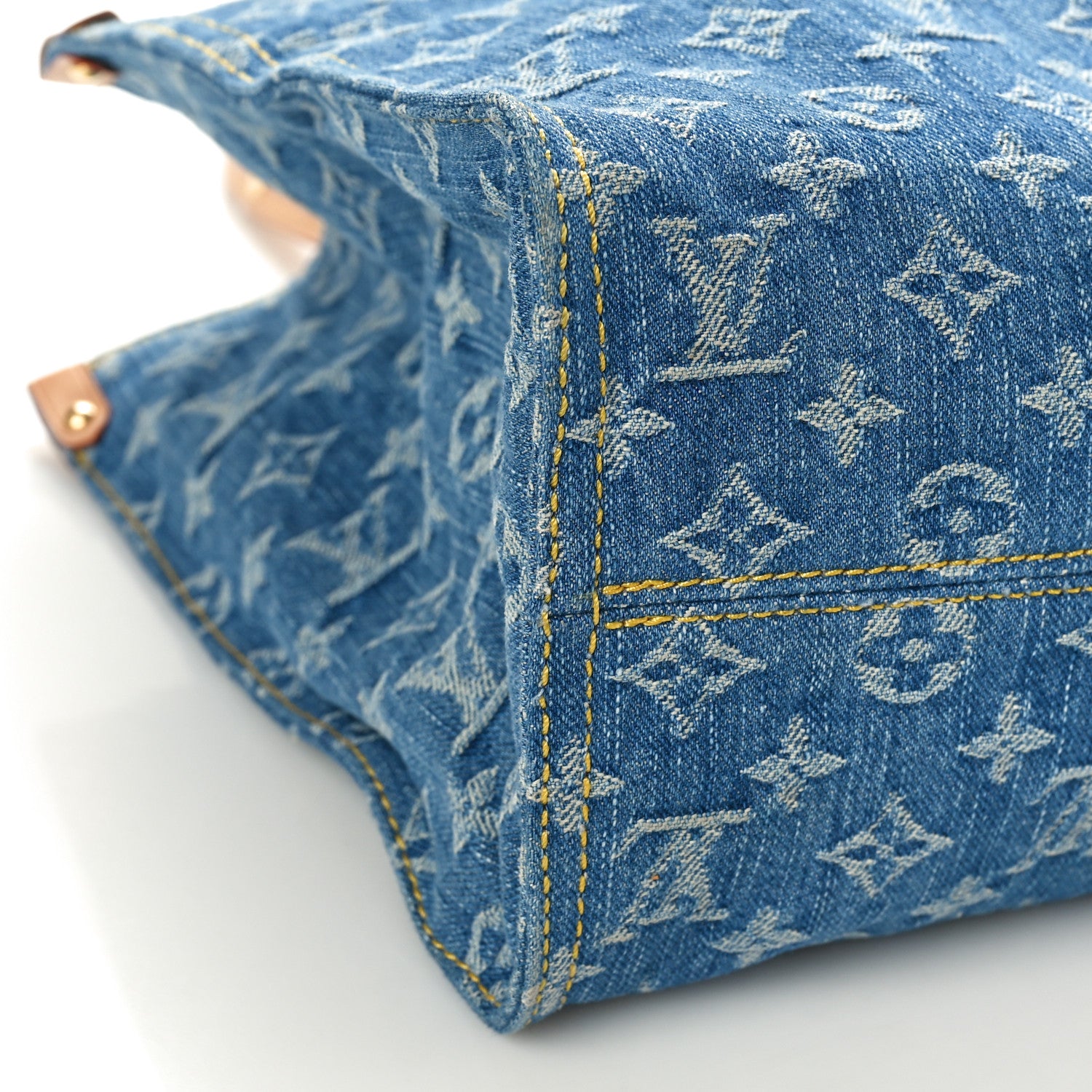 Louis Vuitton Monogram Denim Onthego MM Blue 8 of 9