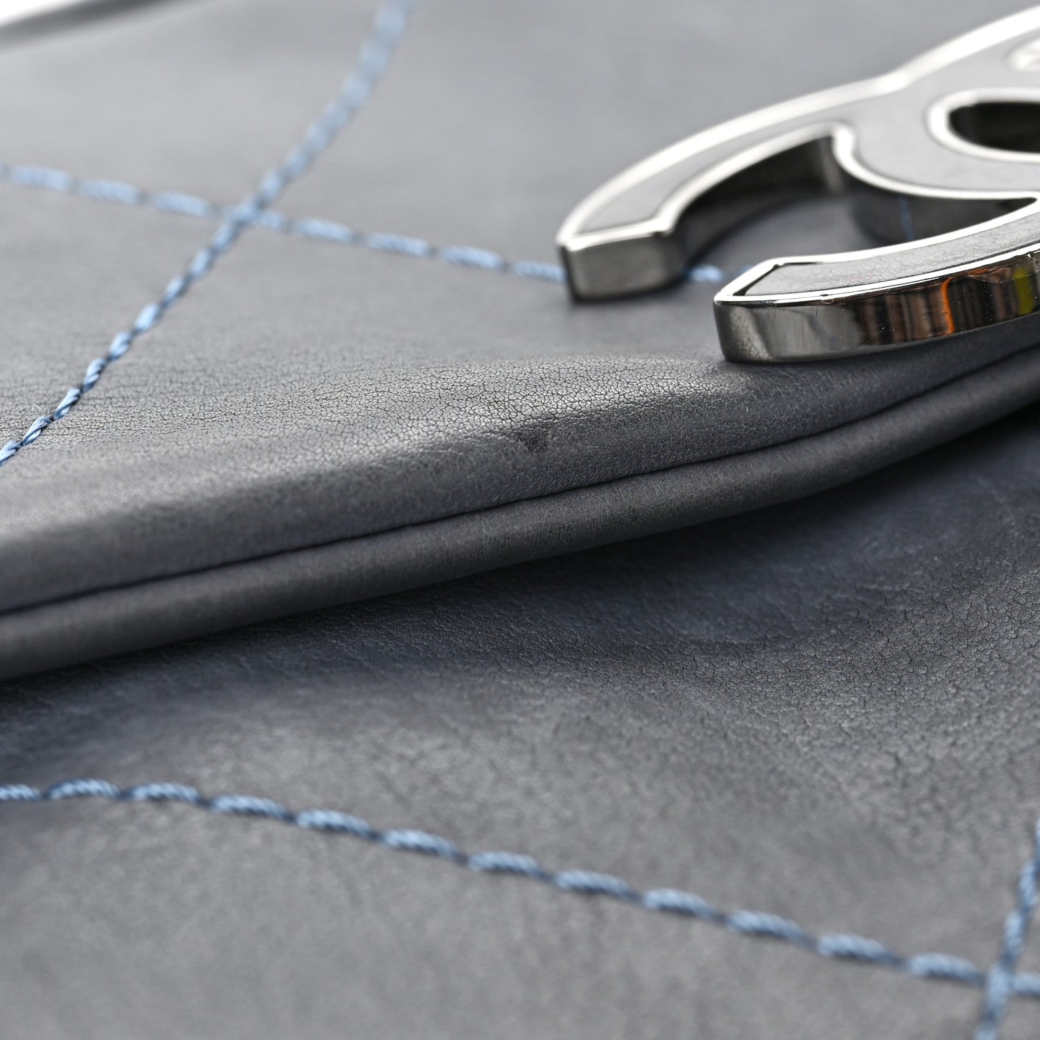 Chanel Washed Calfskin Diamond Stitch Hamptons Clutch With Chain Blue 8 of 8