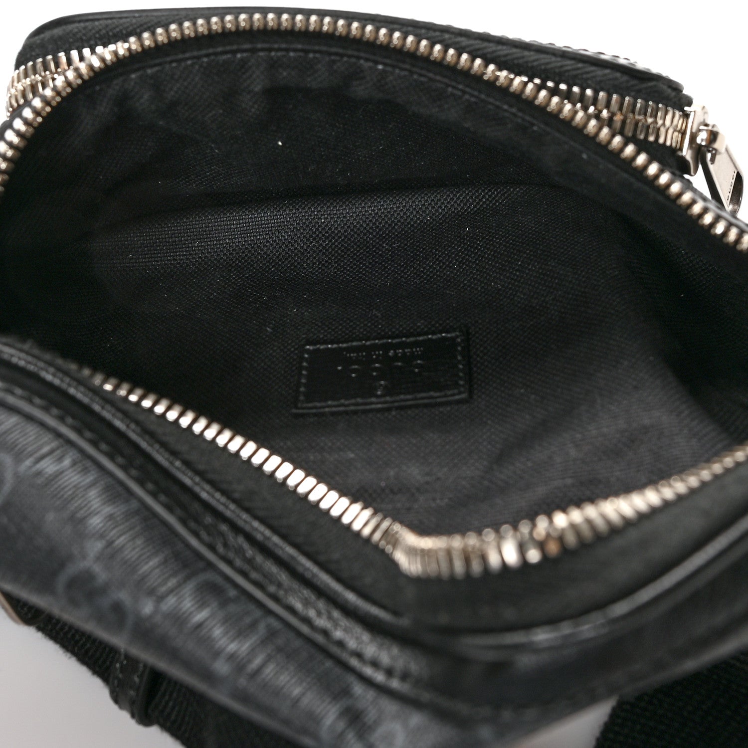 Gucci GG Supreme Monogram Textured Calfskin Retro Interlocking G Belt Bag Black 5 of 10