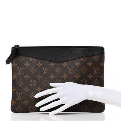 Louis Vuitton Monogram Daily Pouch Black 2 of 8