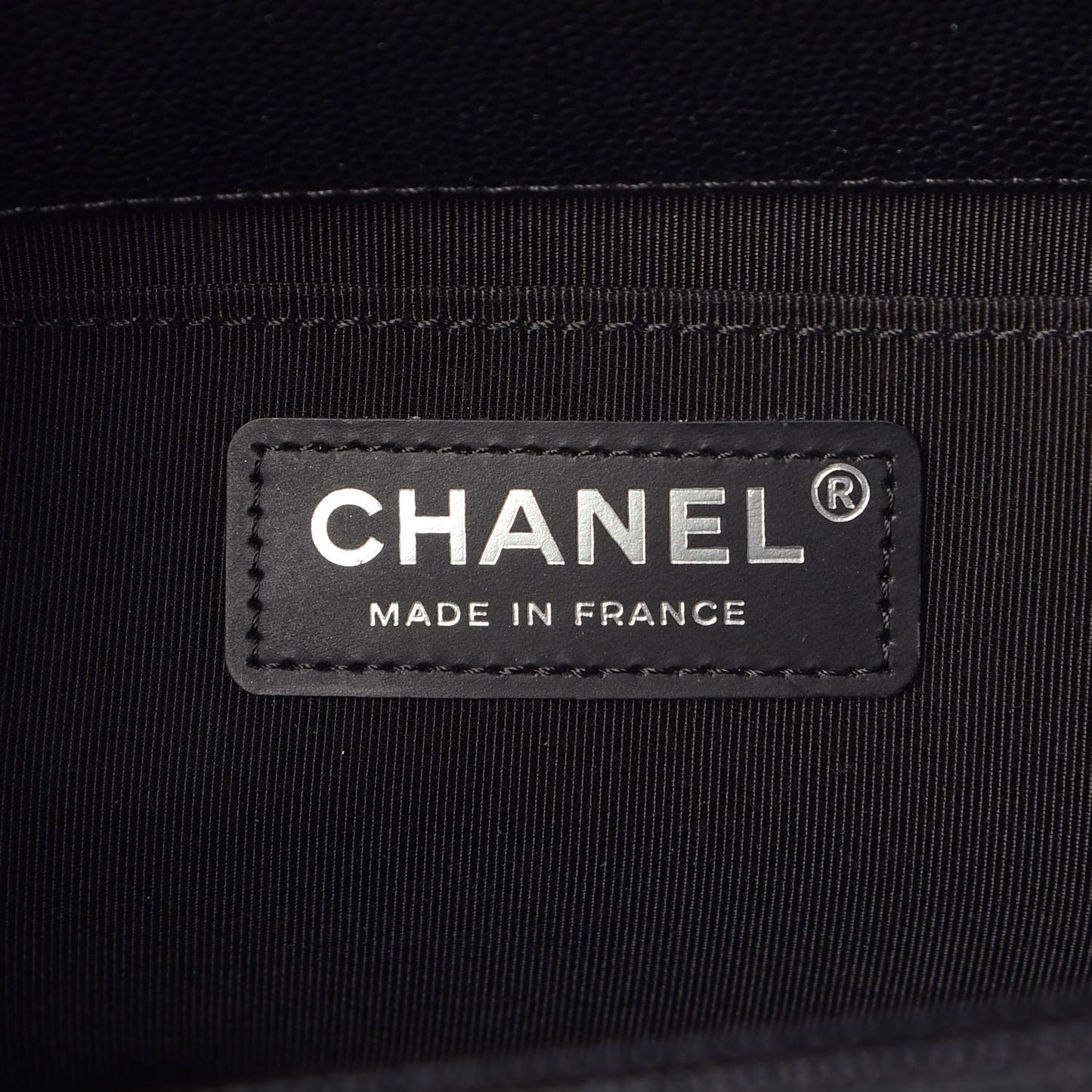 Caviar Quilted Medium Boy Flap Black