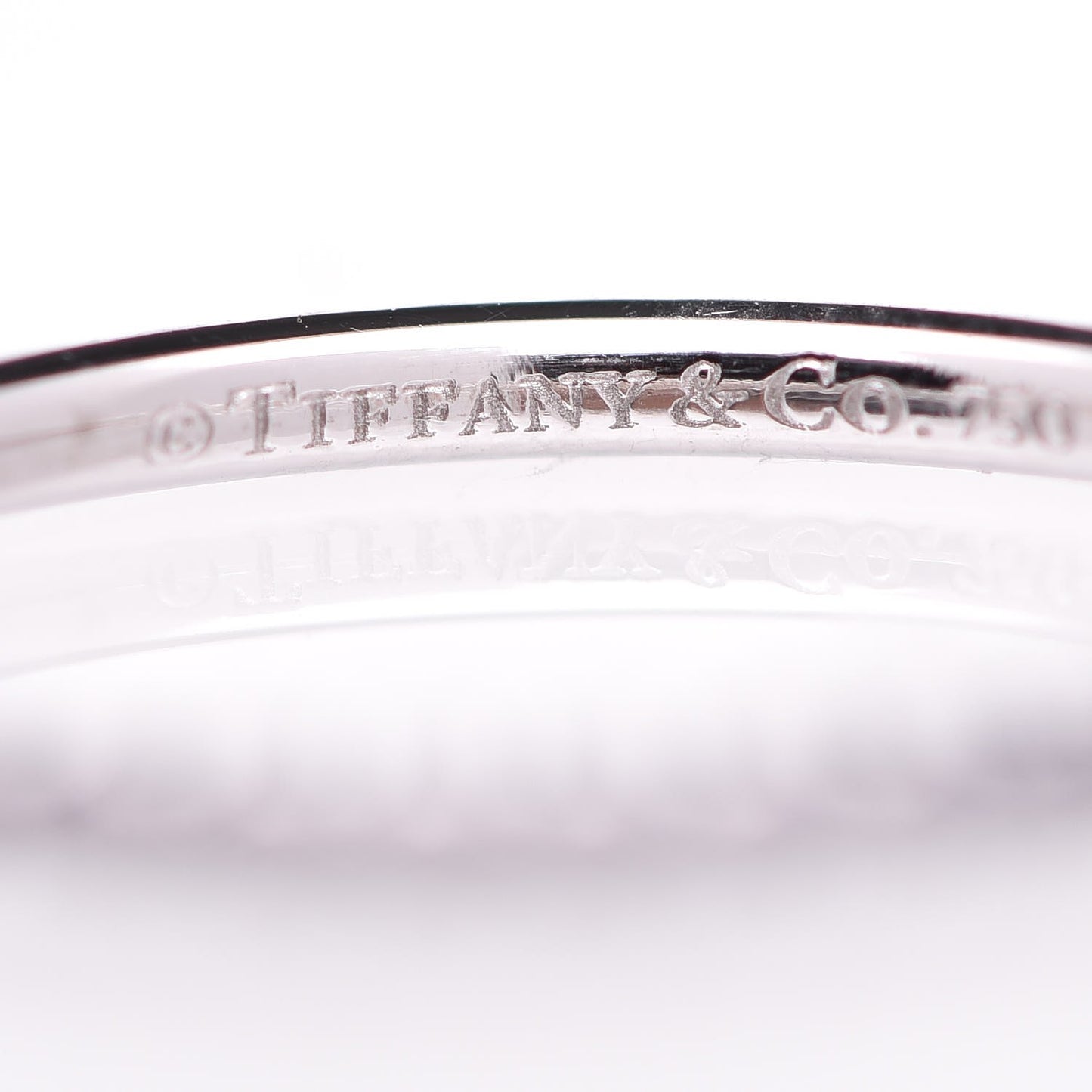 18K White Gold Iolite Metro Ring 48 4.5