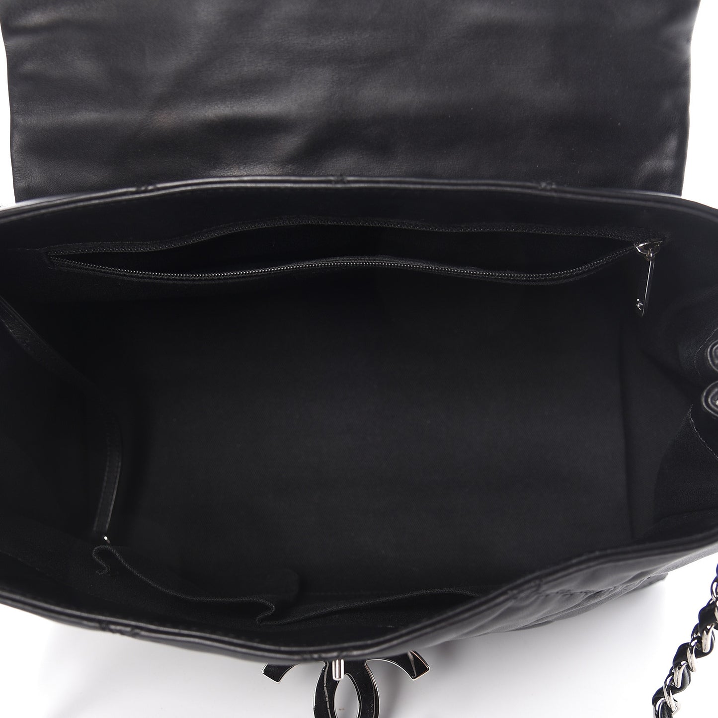 Calfskin Double Stitch Large Hamptons Flap Bag Black