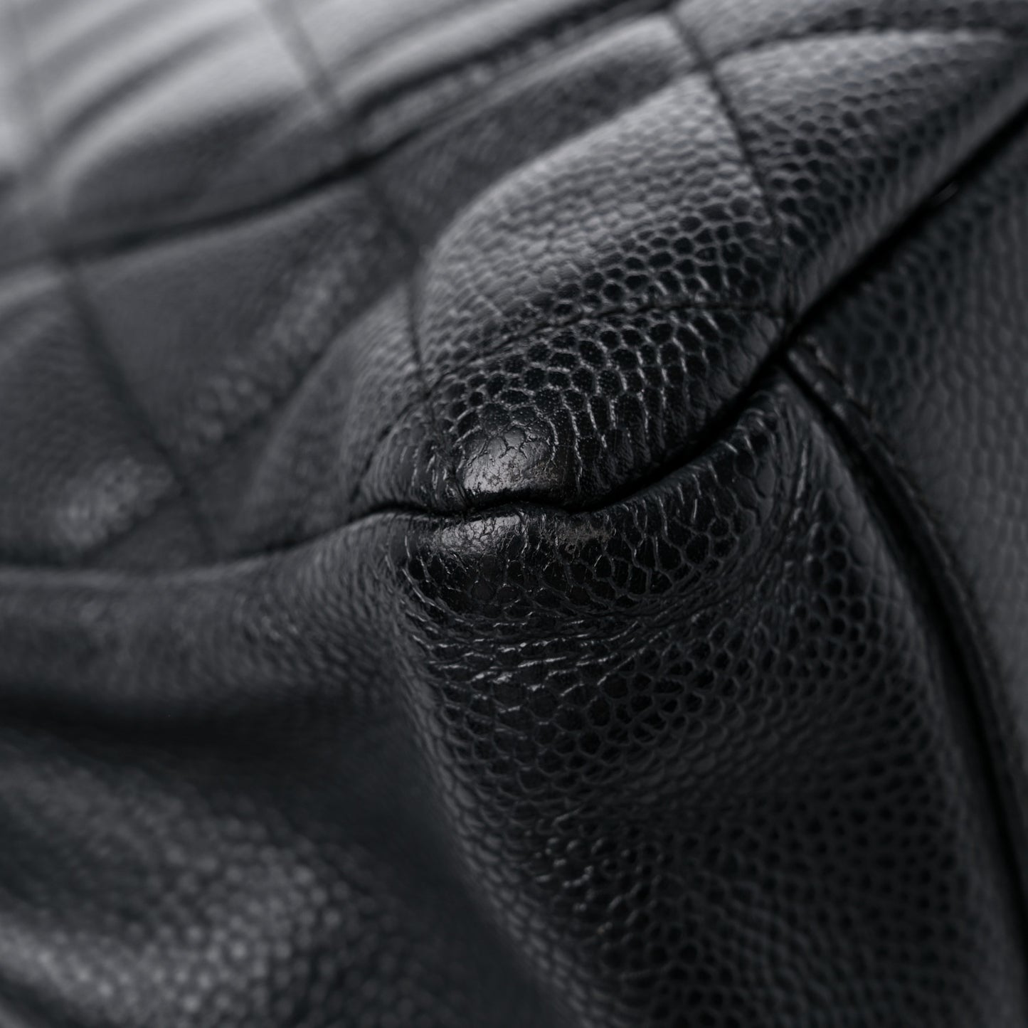 Caviar Quilted Grand Shopping Tote GST Black