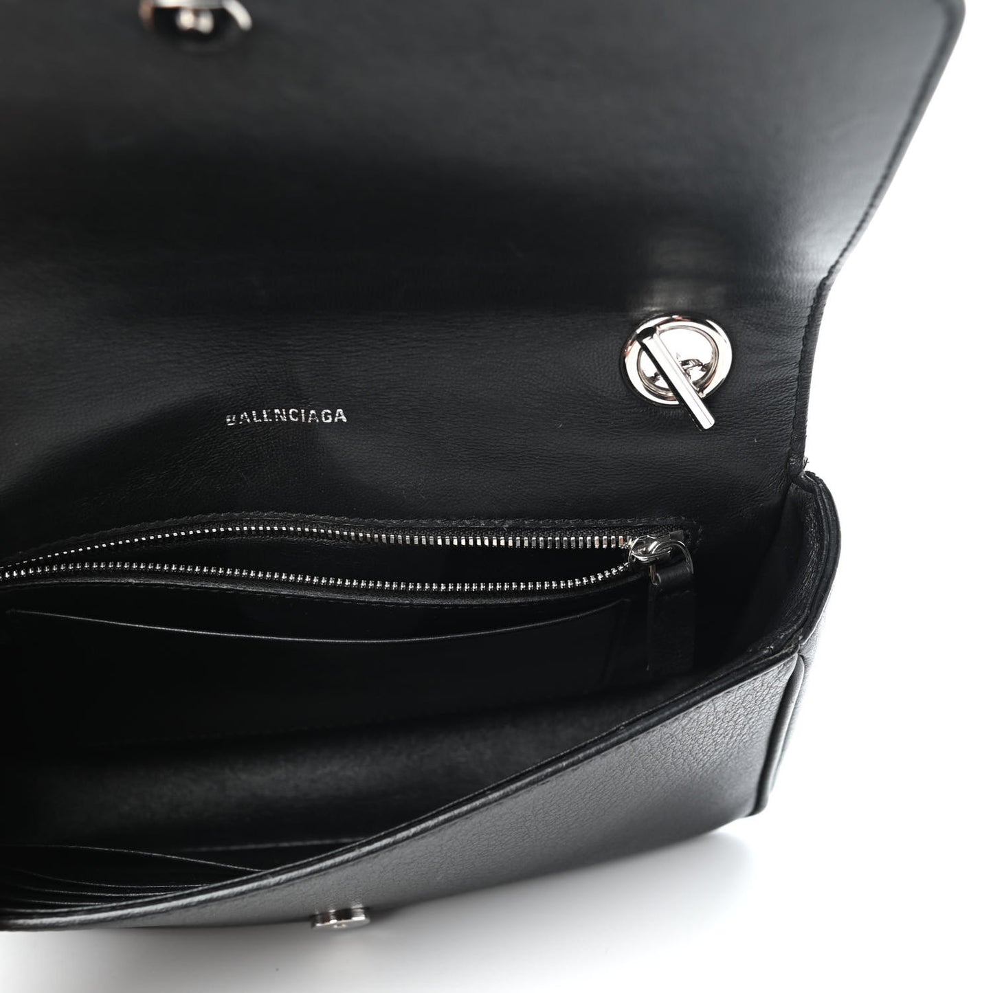 Pebbled Calfskin Logo Everyday Flap Chain Wallet Black