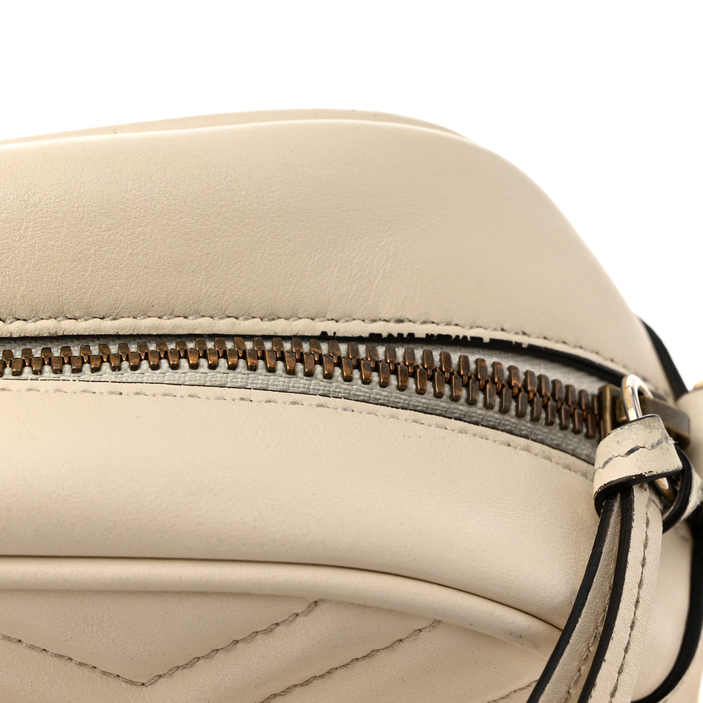 Calfskin Matelasse Small GG Marmont Chain Shoulder Bag White