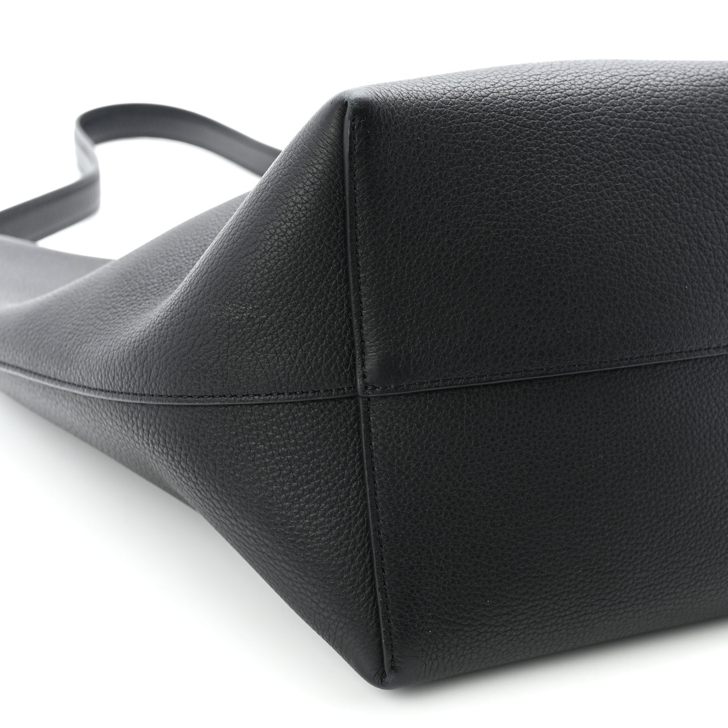 Grained Calfskin Medium N/S Park Tote Black