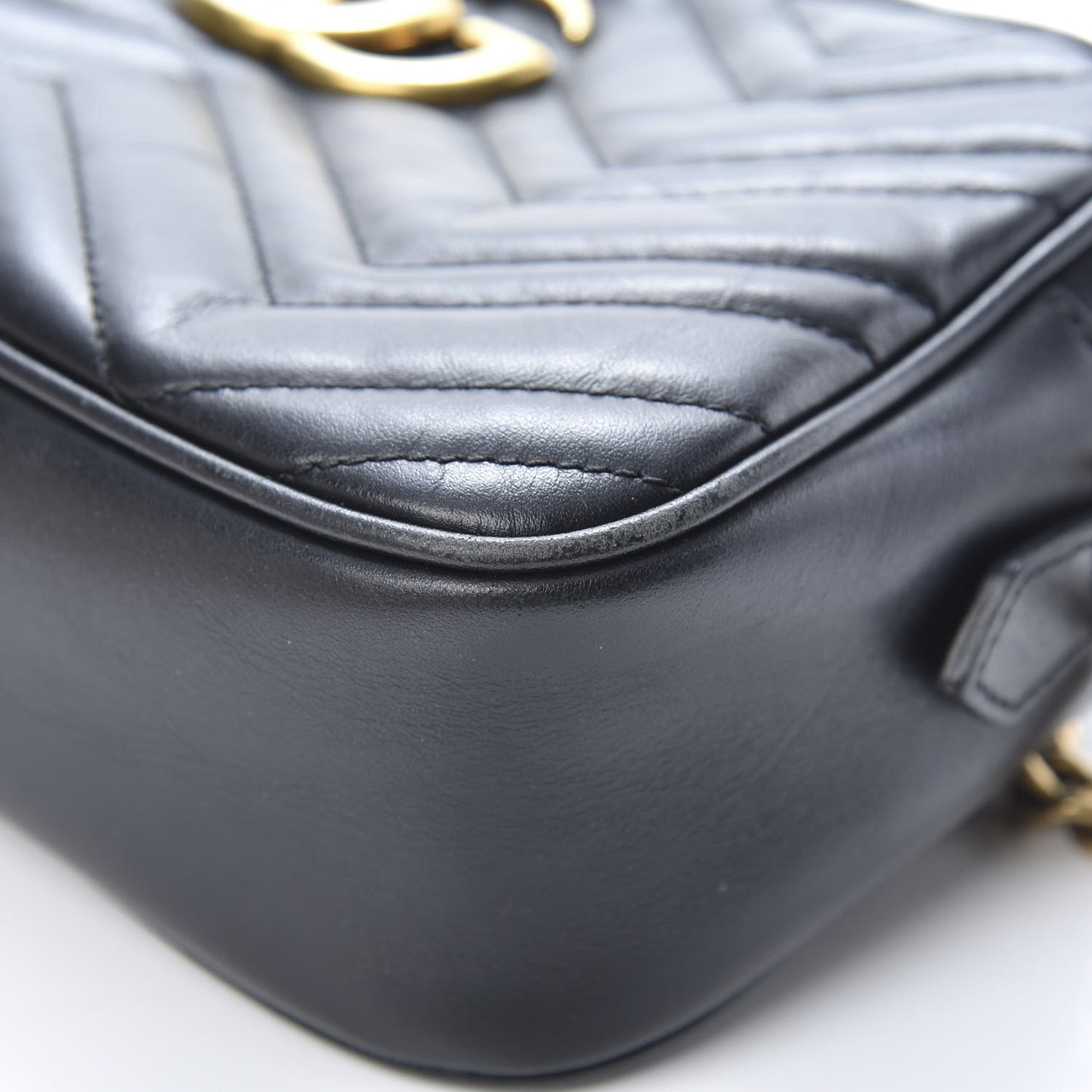 Calfskin Matelasse Small GG Marmont Chain Shoulder Bag Black