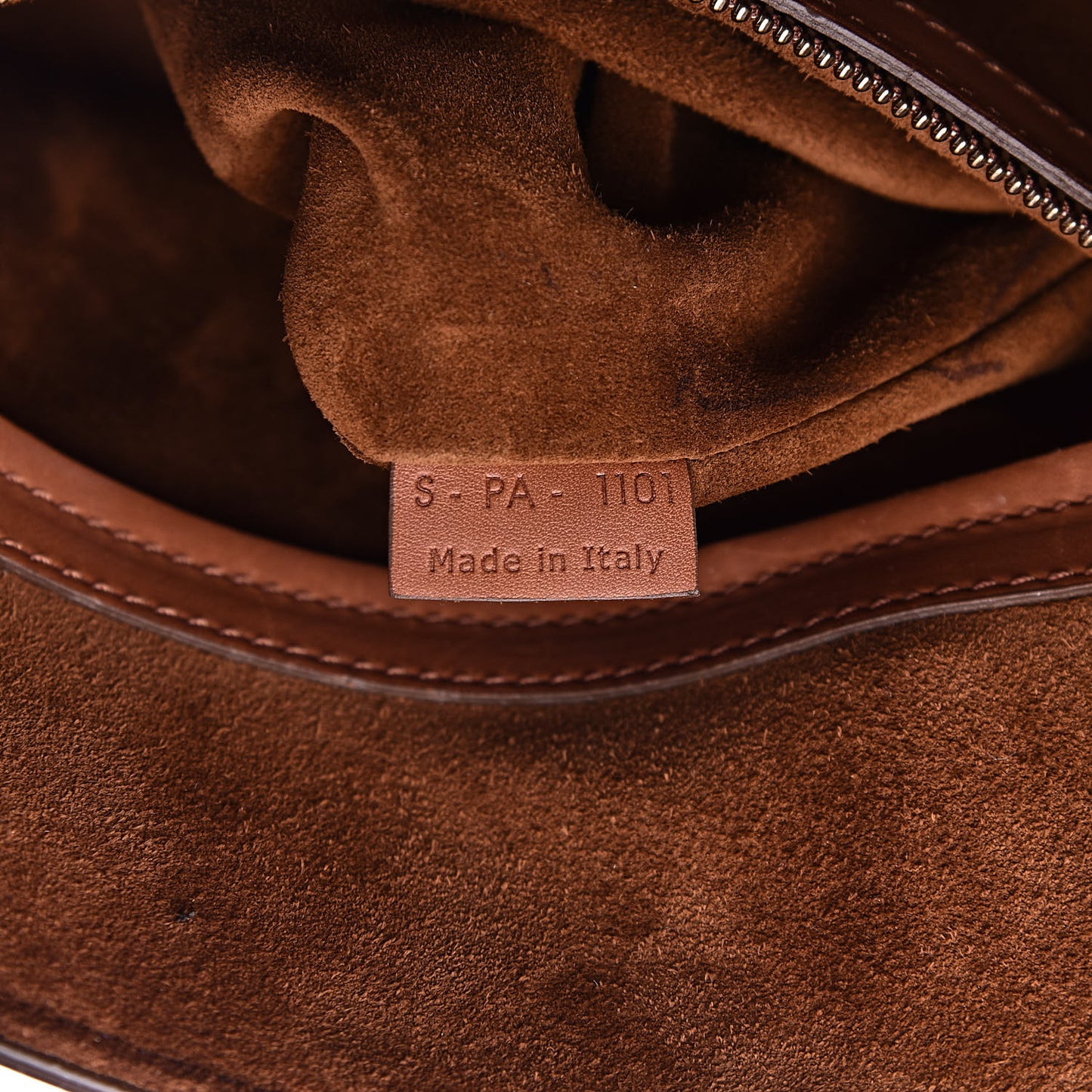 Natural Calfskin Medium Phantom Luggage Tan