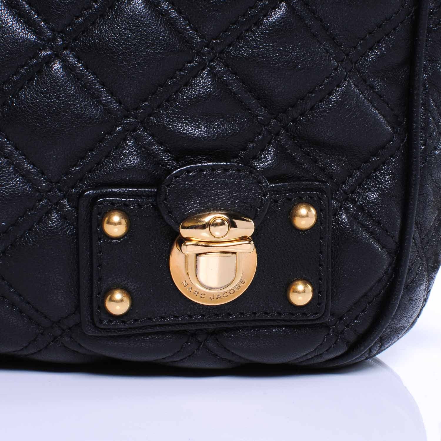 Marc Jacobs Leather Quilted Iris Hobo Black 5 of 8