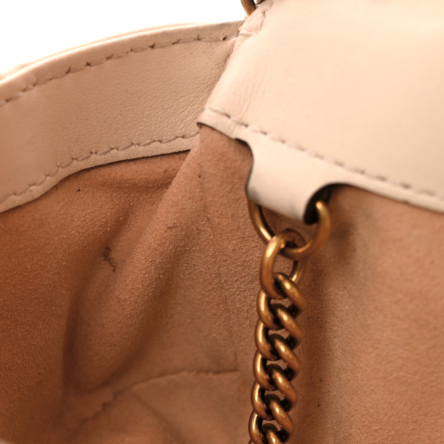 Calfskin Matelasse Super Mini GG Marmont Shoulder Bag White