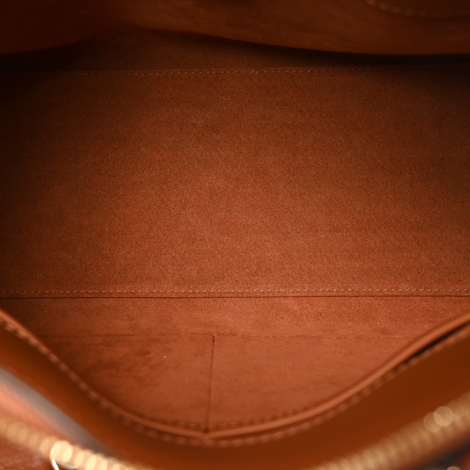 Louis Vuitton Taurillon Vendome MM Gold 5 of 9