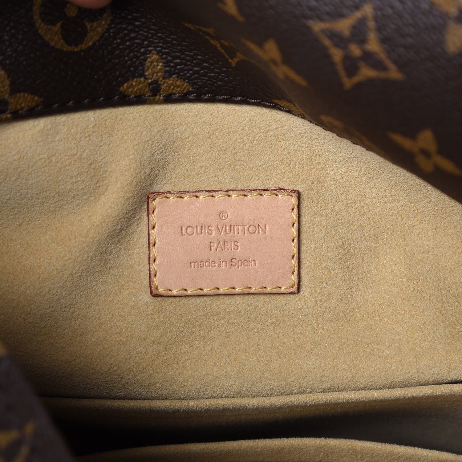 Louis Vuitton Monogram Artsy MM 6 of 7