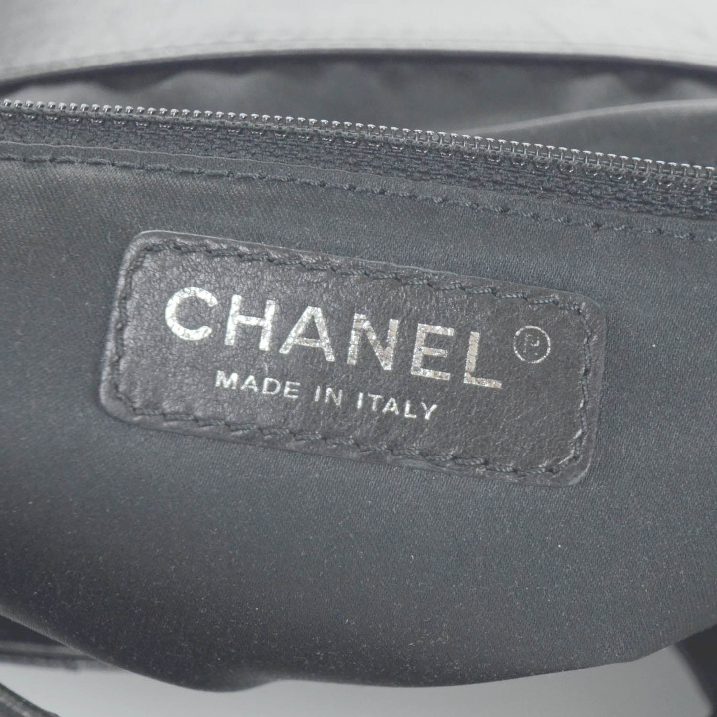 Leather Diamond Stitch Convertible Bag Black