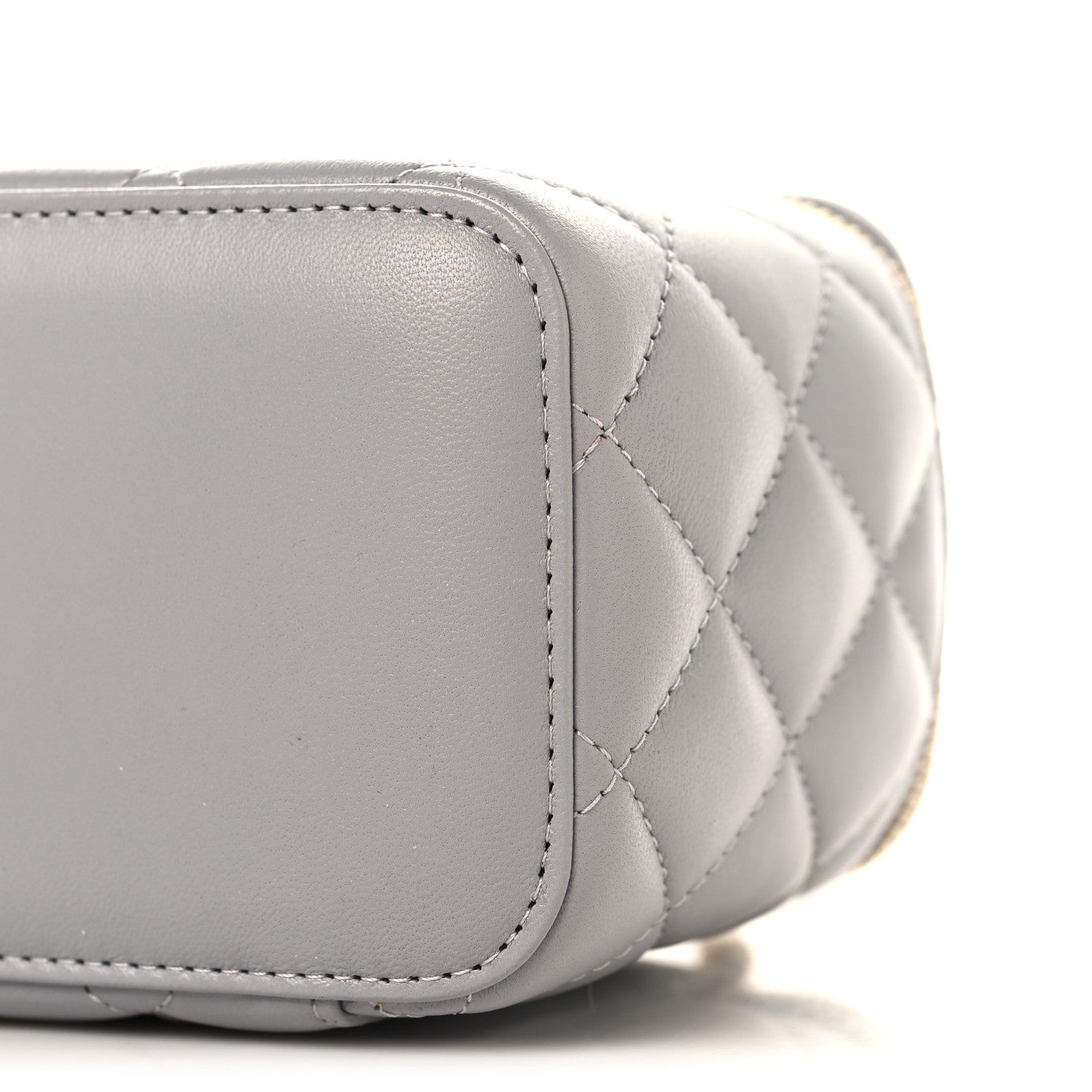 Chanel Lambskin Quilted Small Pearl Crush Vanity Case With Chain Grey 10 of 11