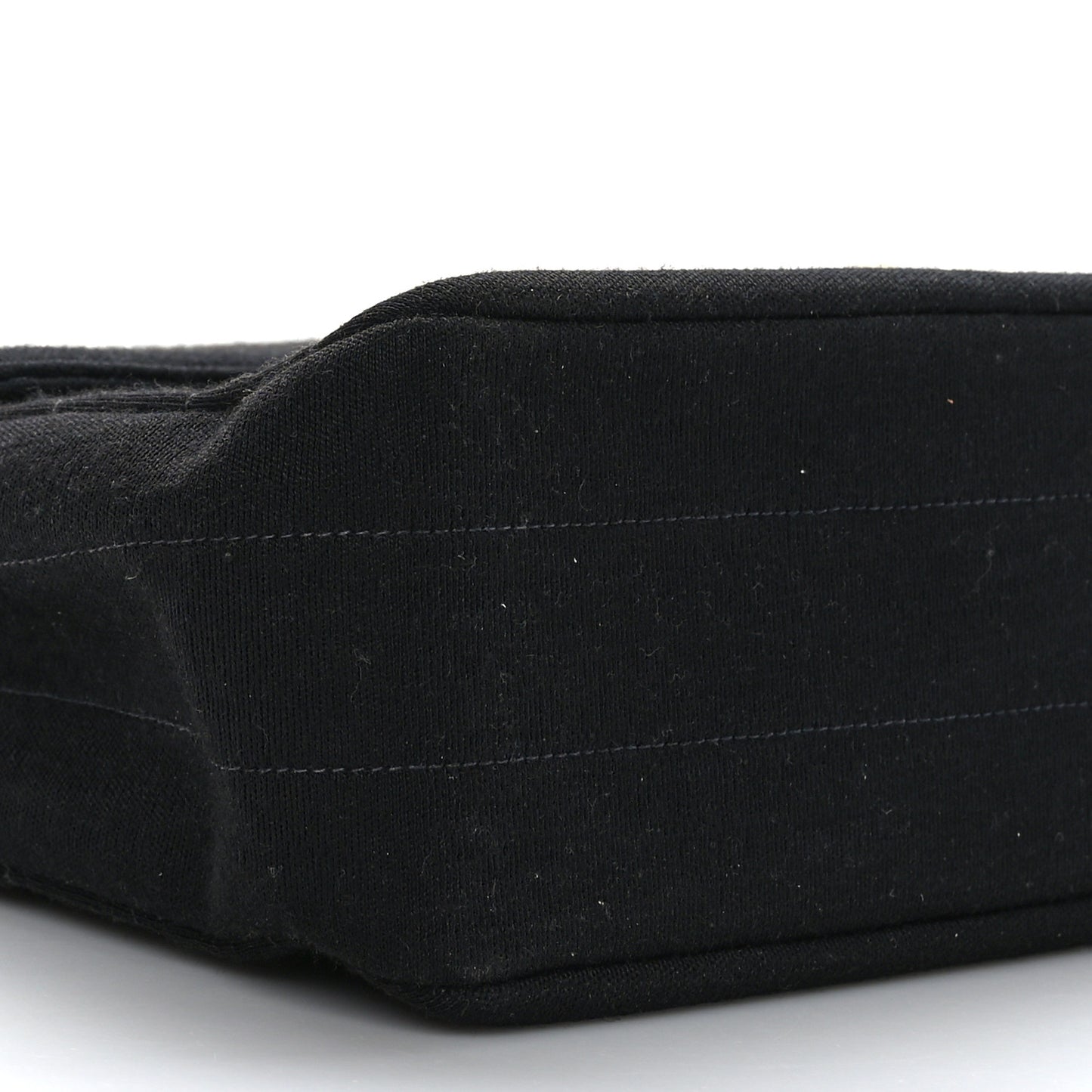 Jersey Horizontal Quilted Jumbo Single Flap Black