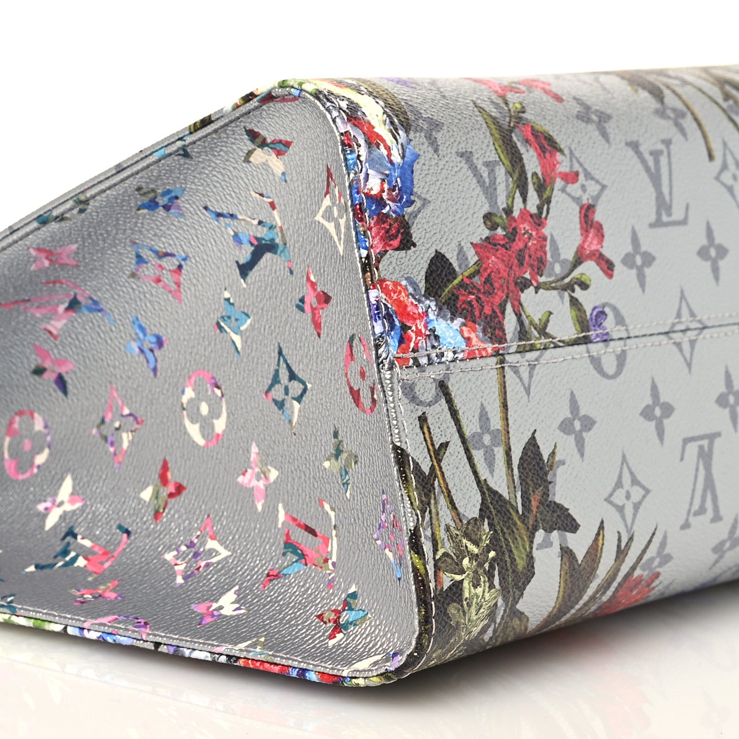 Louis Vuitton Metallic Monogram LV Garden OnTheGo MM Silver 8 of 9