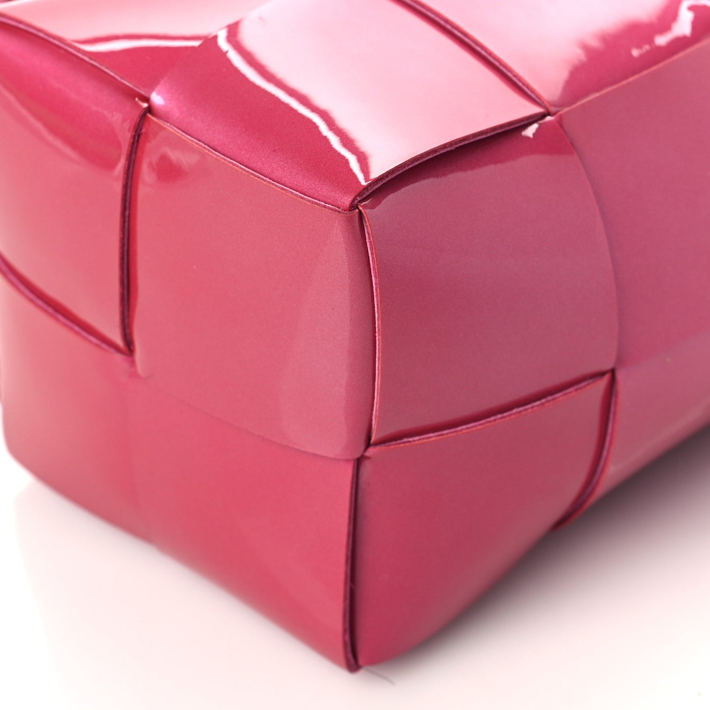Patent Maxi Intrecciato Mini Cassette Bucket Bag Pink