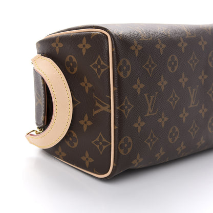 Louis Vuitton Monogram Dopp Kit Toilet Pouch 7 of 10