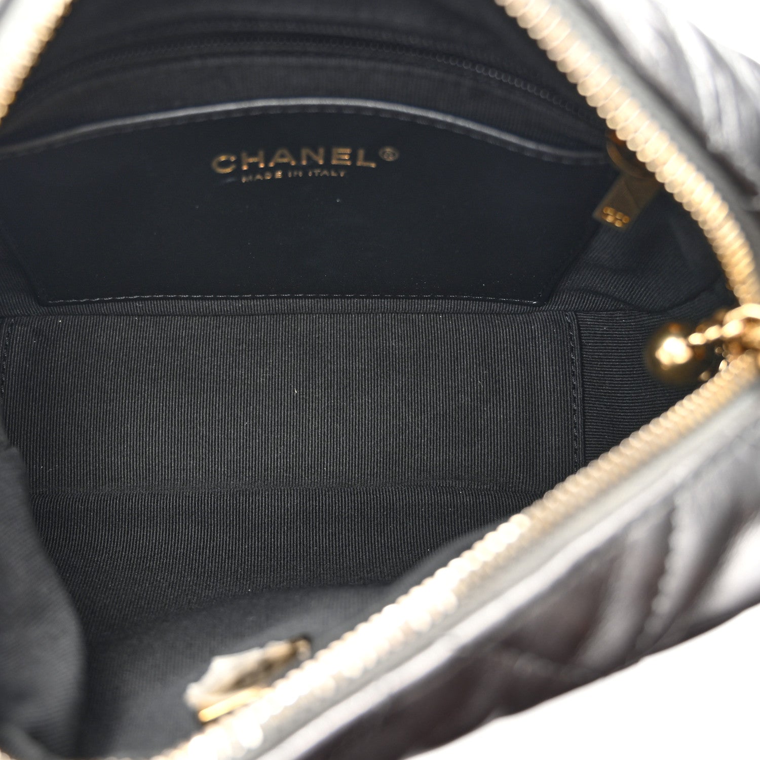 Chanel Metallic Calfskin Pearl Quilted CC Mini Camera Case Ruthenium 5 of 10