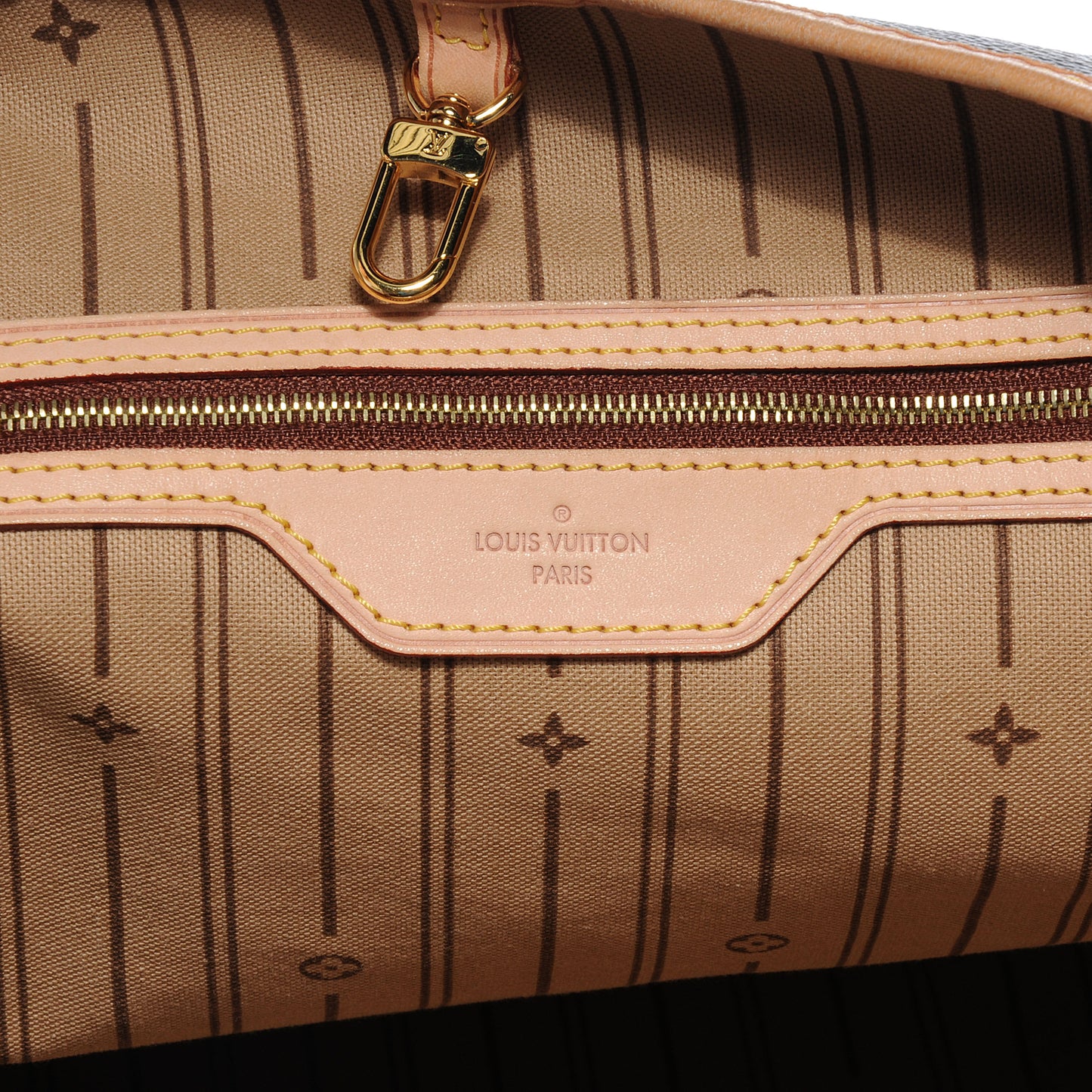 Monogram Delightful GM