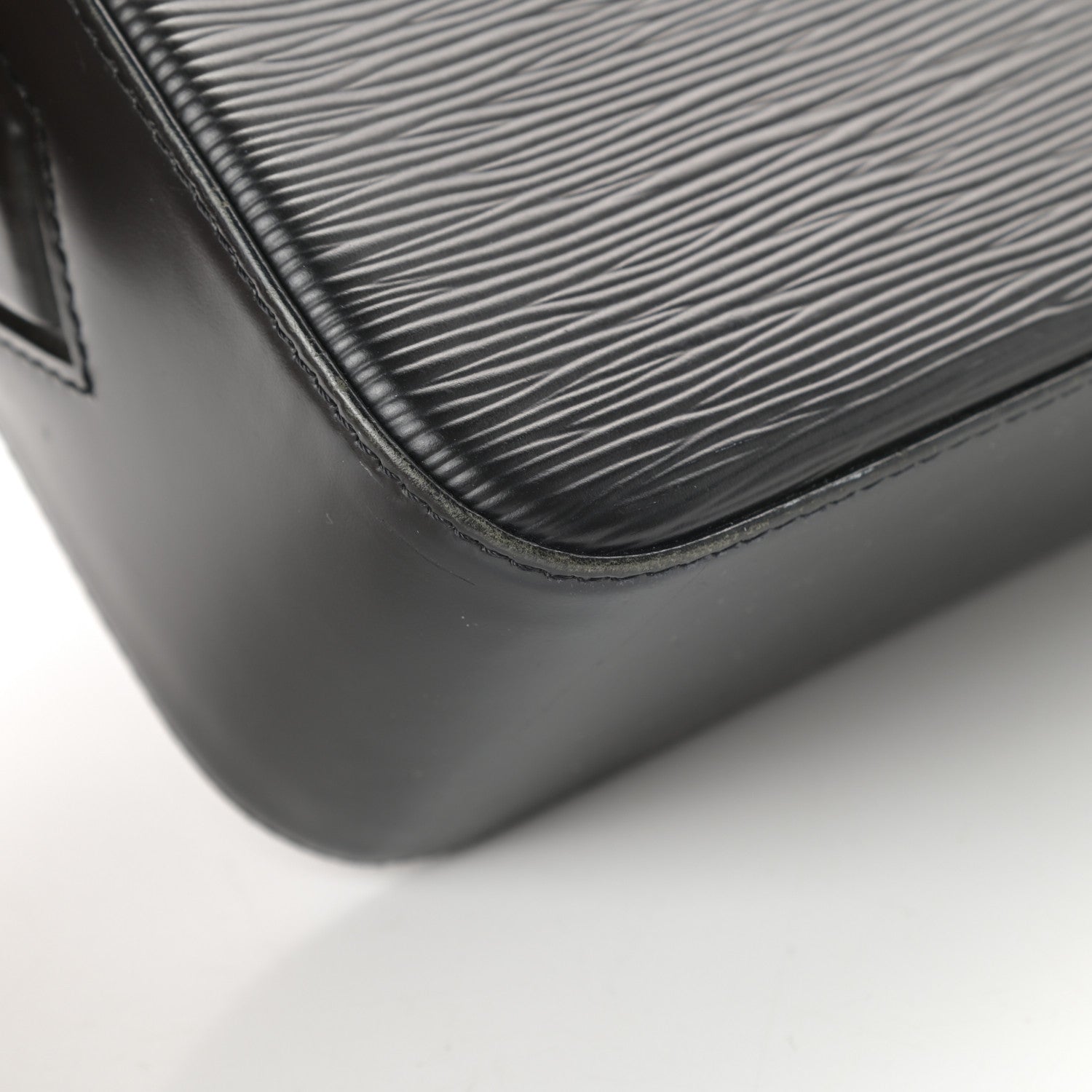 Louis Vuitton Epi Buci Black 8 of 15