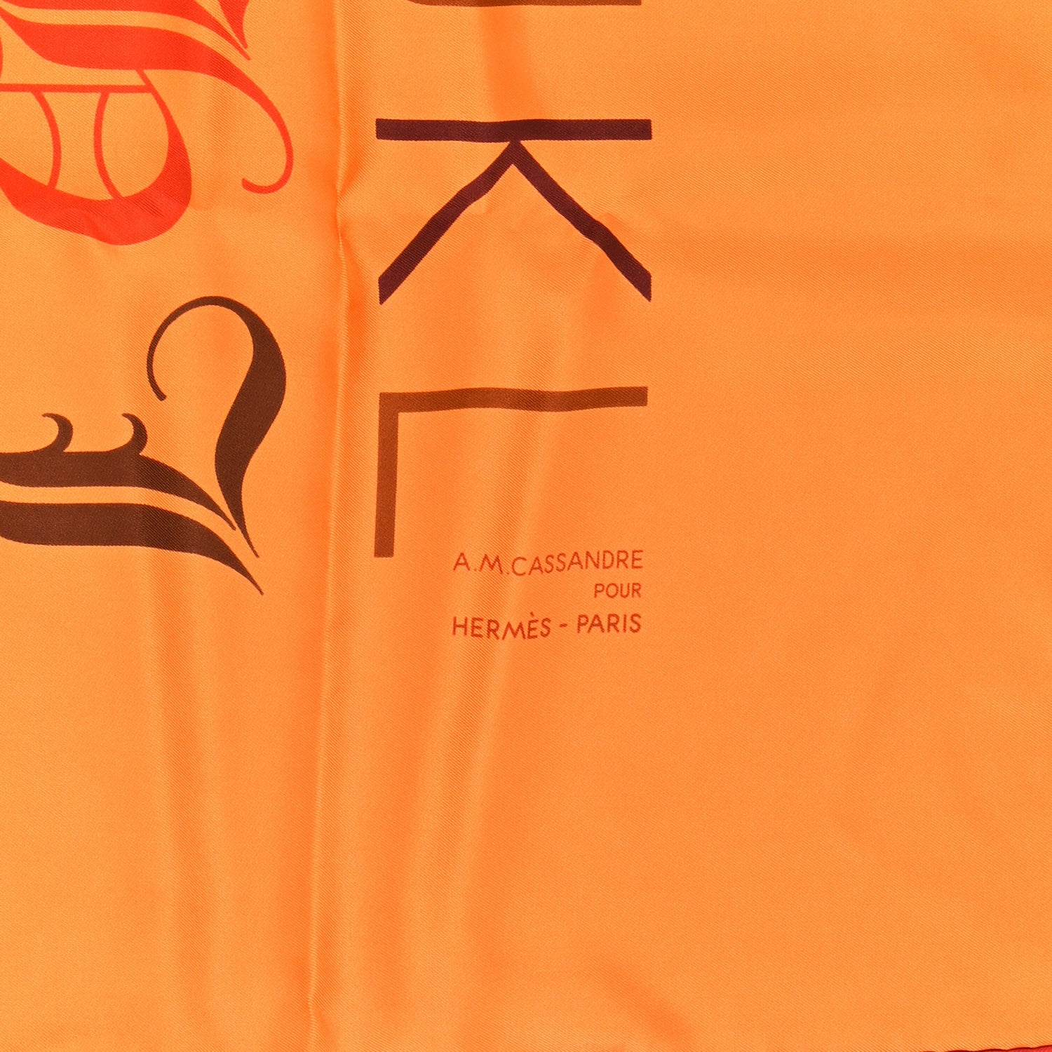 【HERMES】【AM CASSANDRE】【フランス製】スカーフ Hermes Silk Alphabet Cassandre Scarf 90 1976055 – FASHIONPHILE