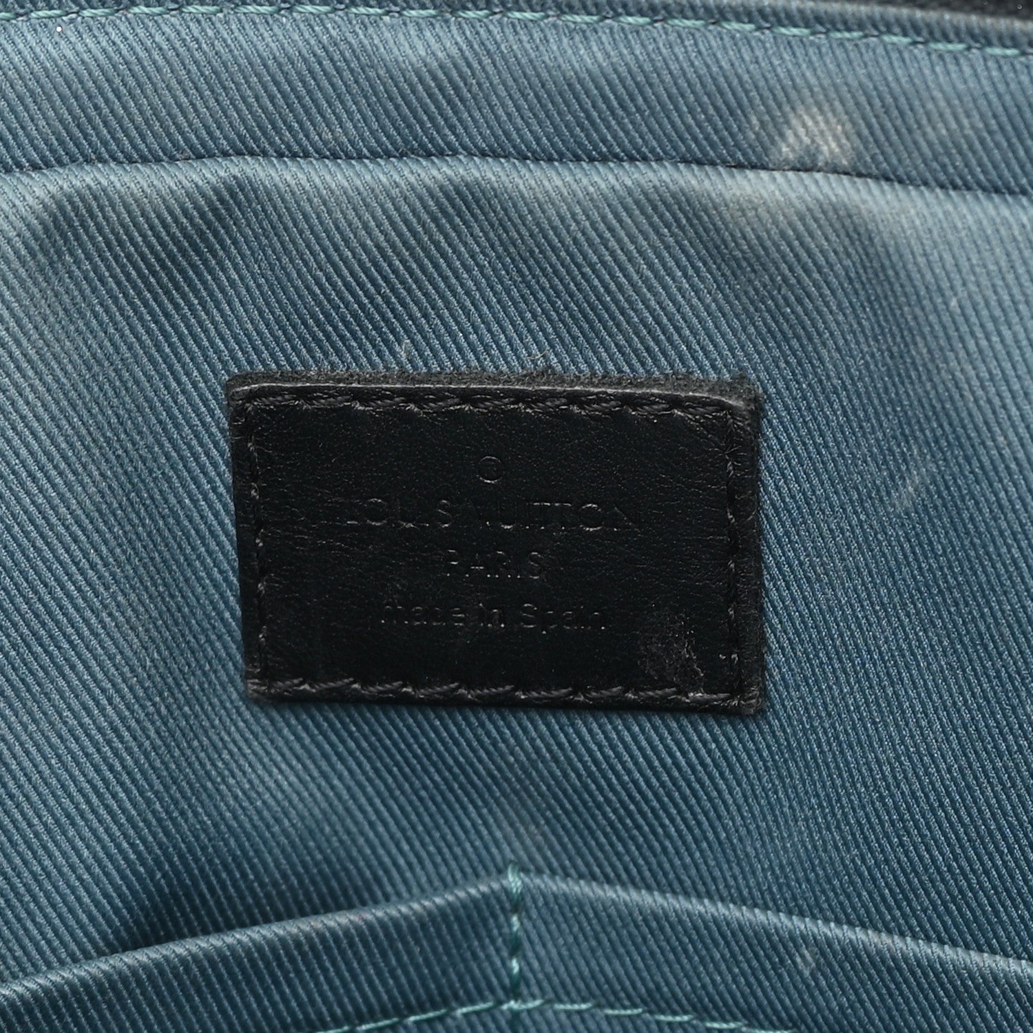 Louis Vuitton Damier Graphite Alpha Messenger Bag 6 of 25