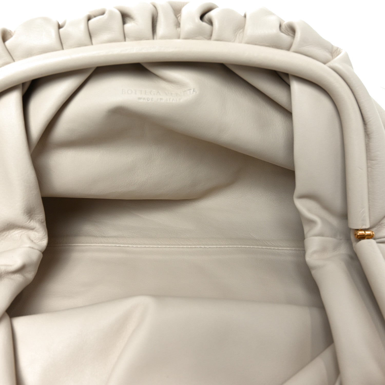 Bottega Veneta Smooth Butter Calf The Pouch Oversized Clutch Plaster 5 of 11