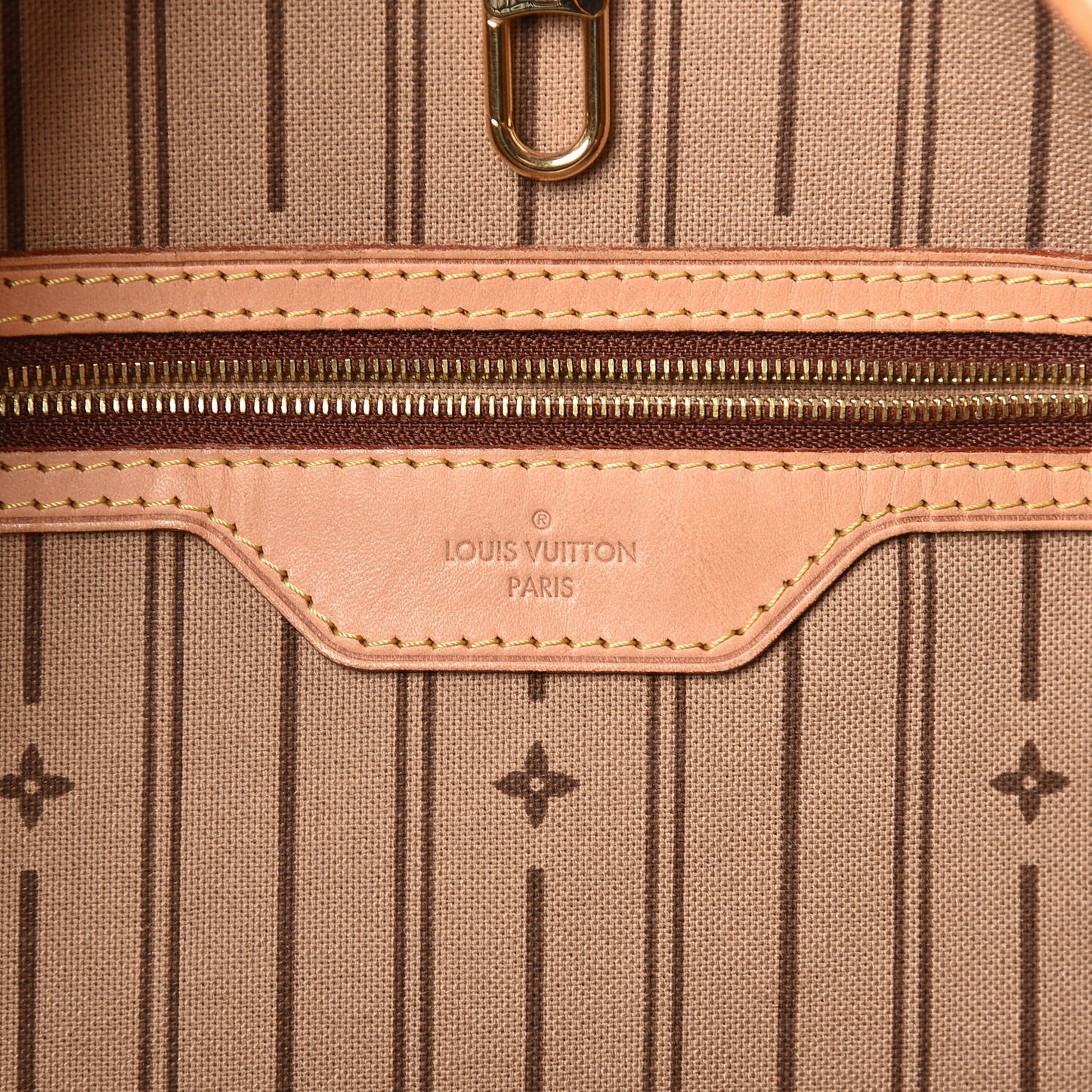 Monogram Delightful GM