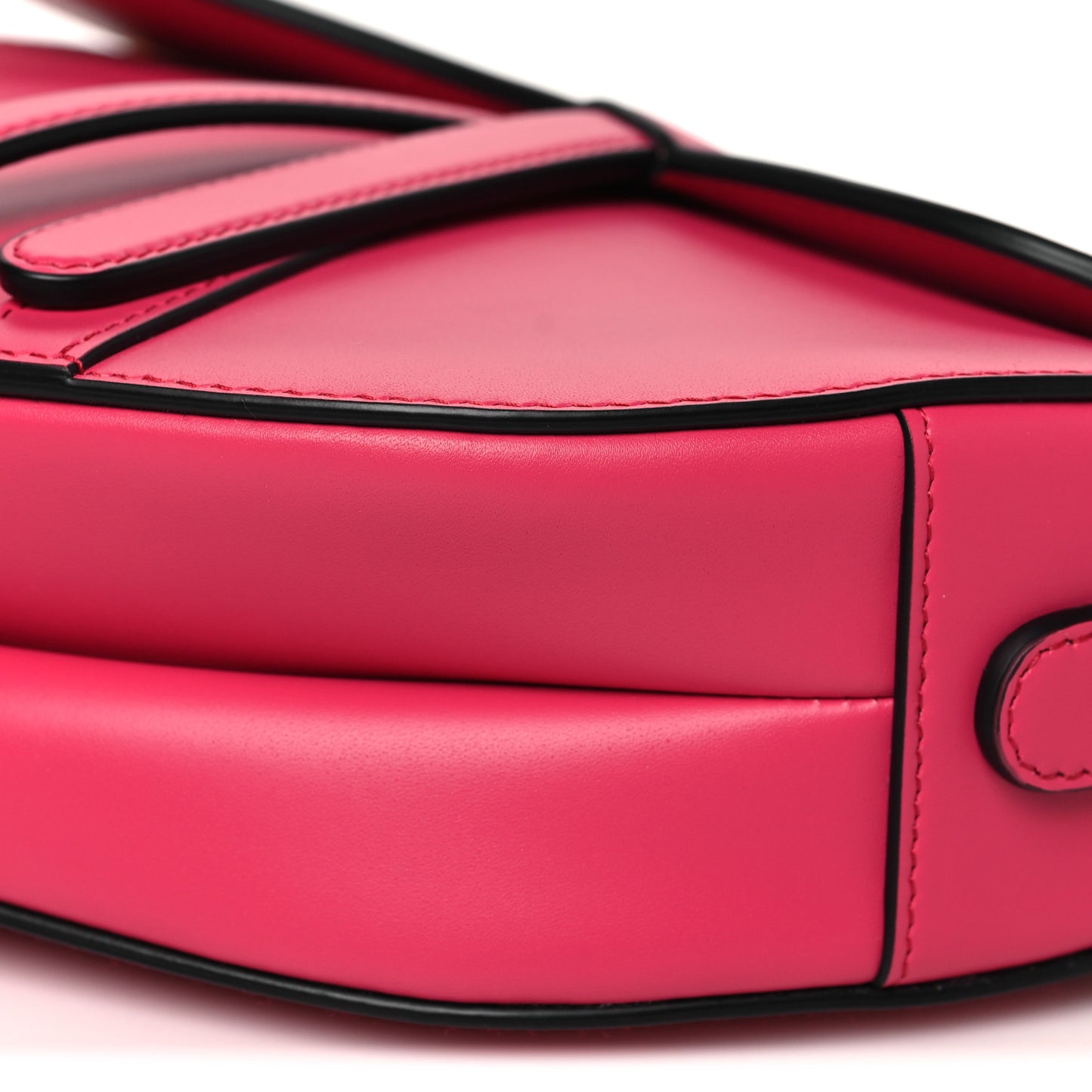 Supple Calfskin Saddle Bag With Strap Passion Pink
