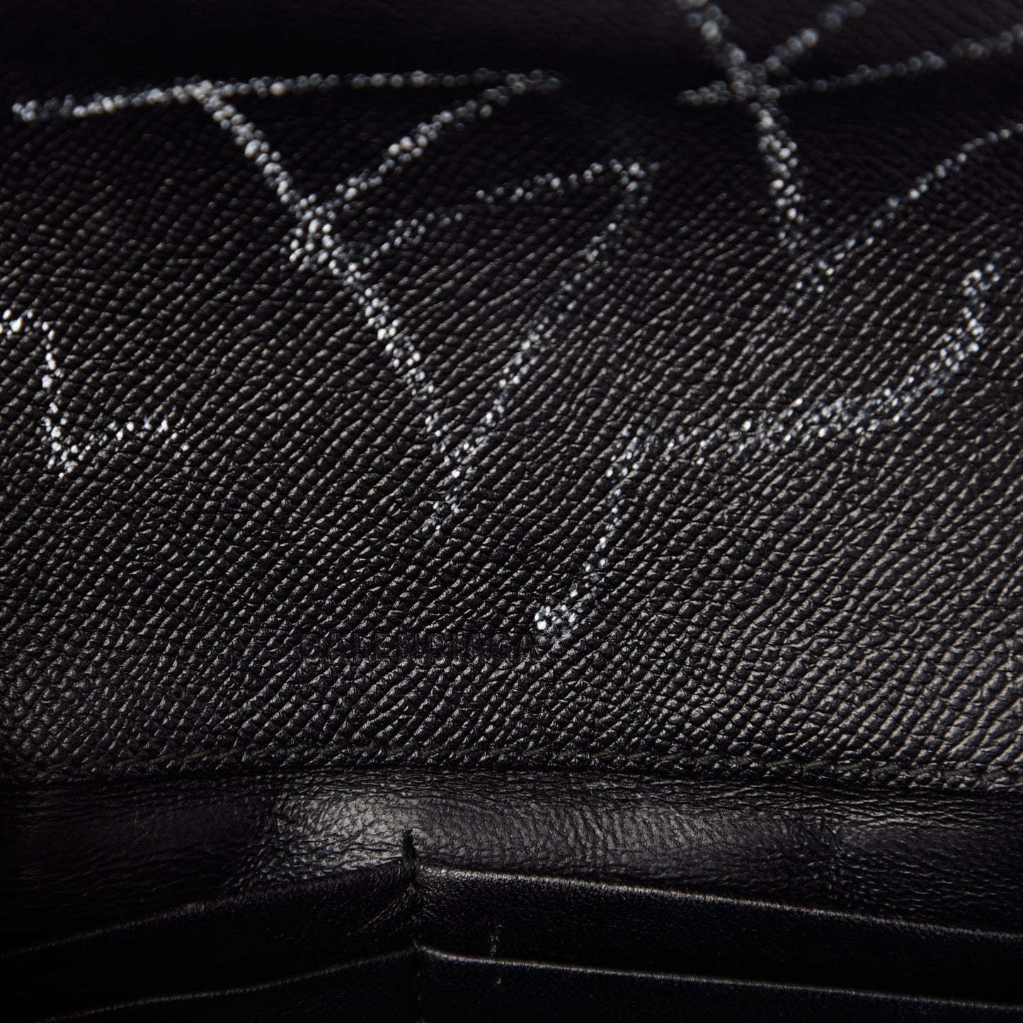 Calfskin Graffiti BB Chain Wallet Black Multicolor