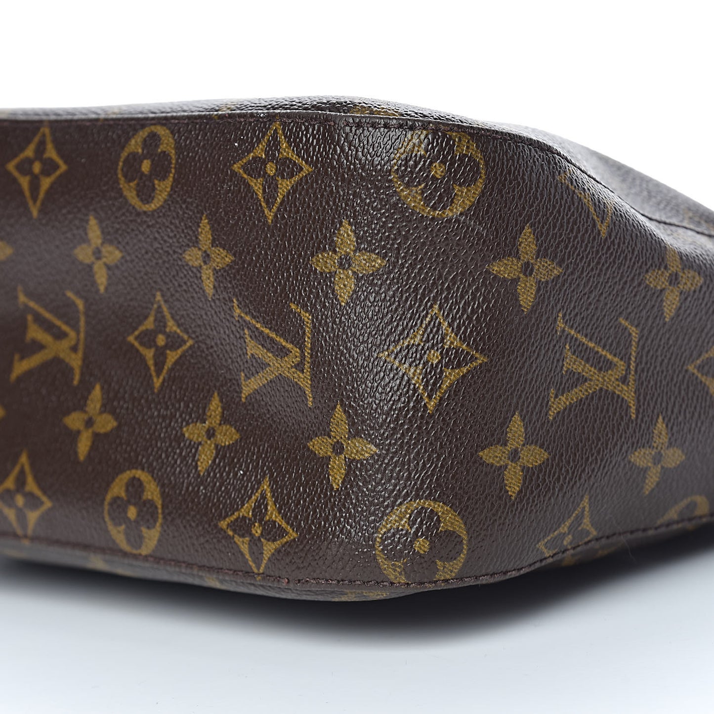 Monogram Looping MM